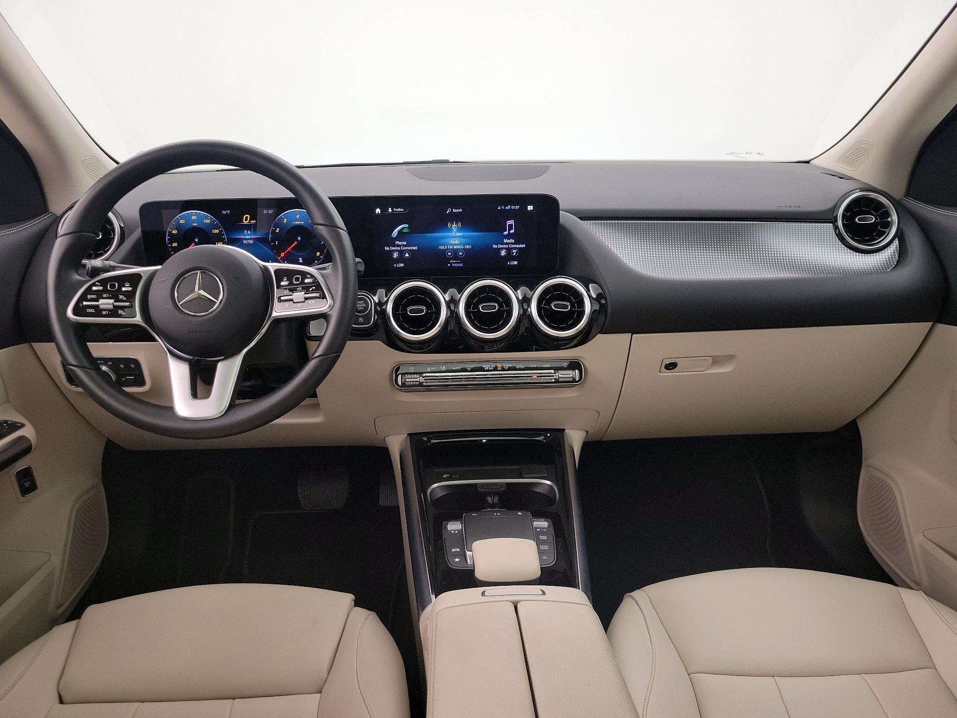 Thumbnail: 2022 Mercedes-Benz GLA - 9