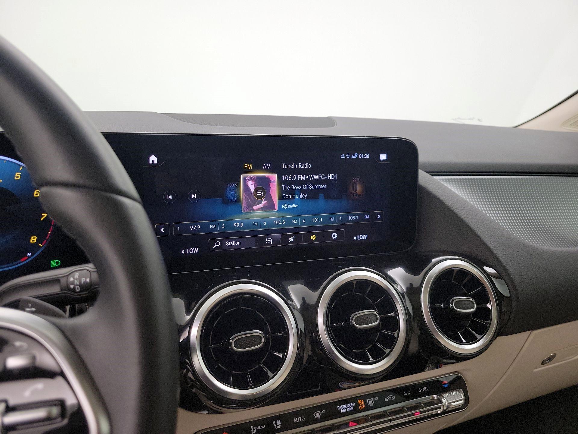 Thumbnail: 2022 Mercedes-Benz GLA - 15
