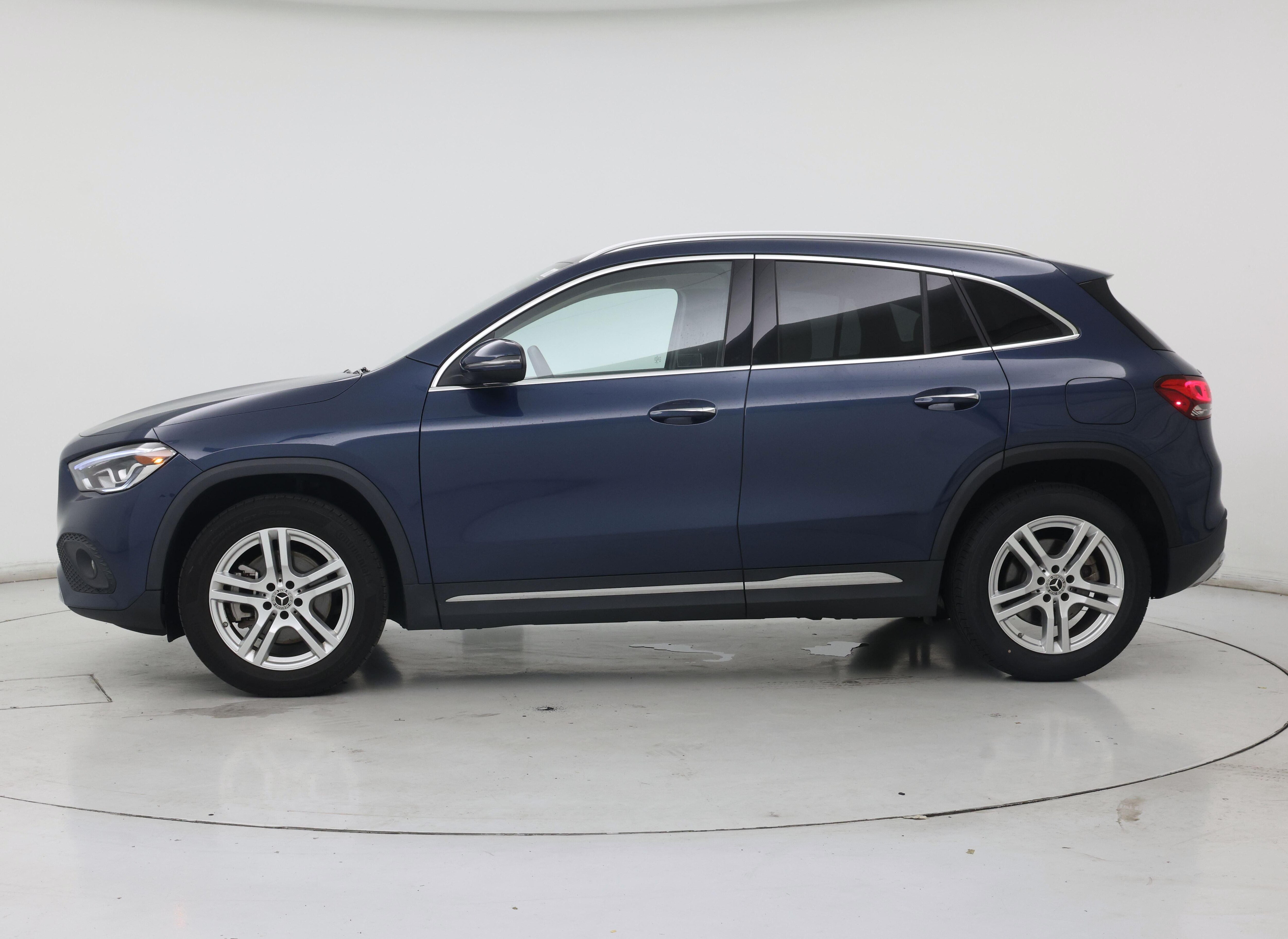 Thumbnail: 2022 Mercedes-Benz GLA - 3