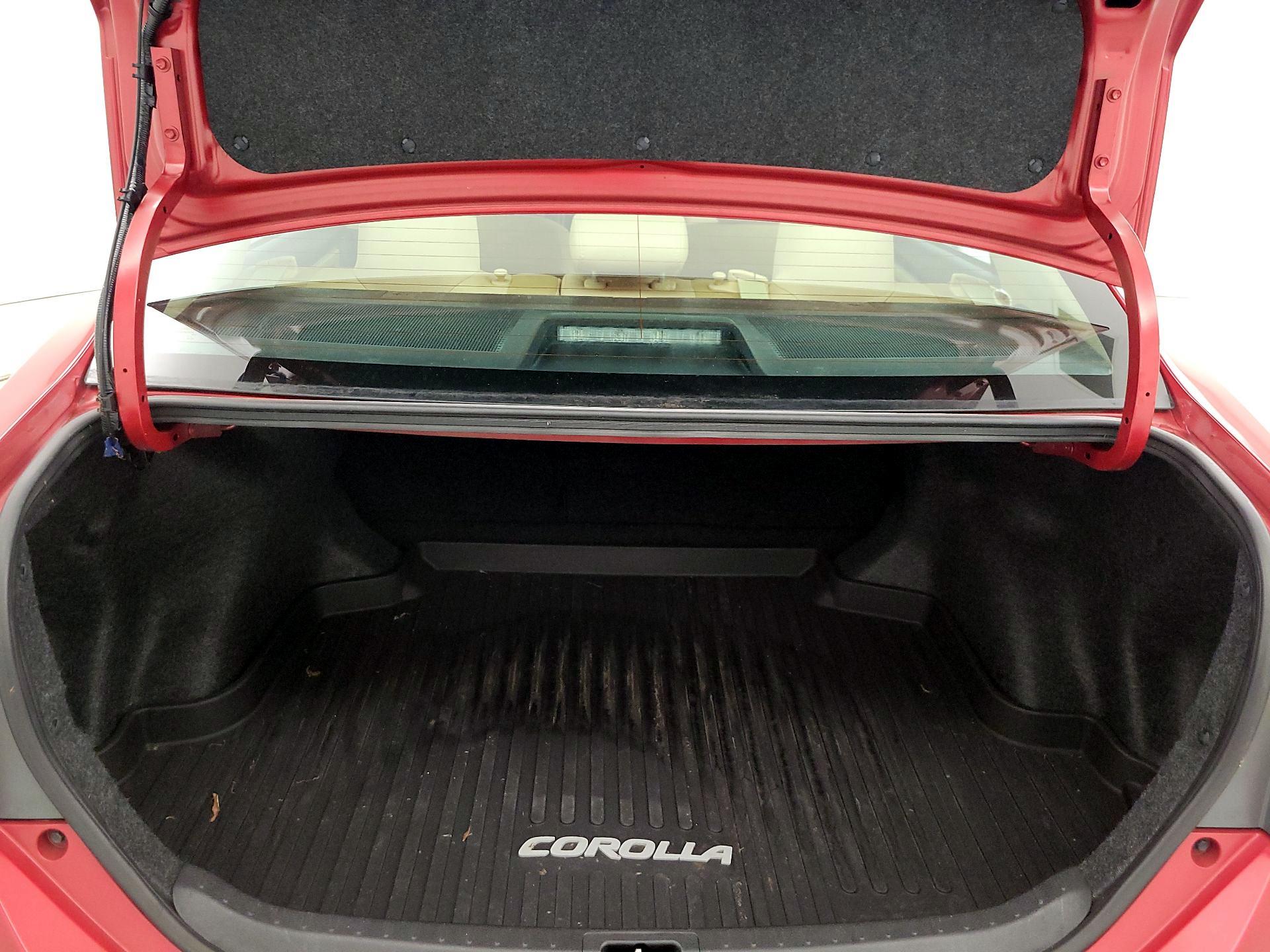 Thumbnail: 2018 Toyota Corolla - 20