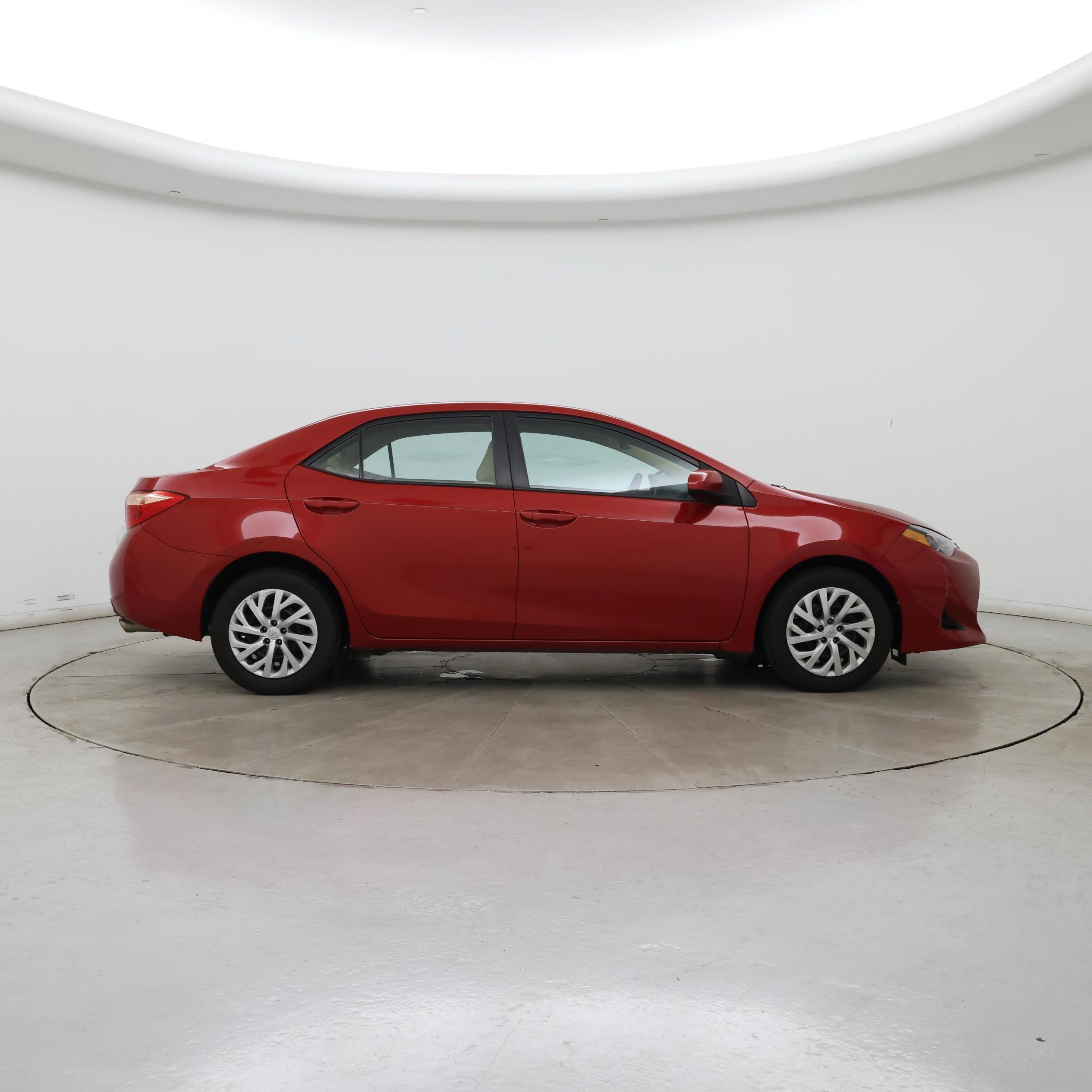 Thumbnail: 2018 Toyota Corolla - 7