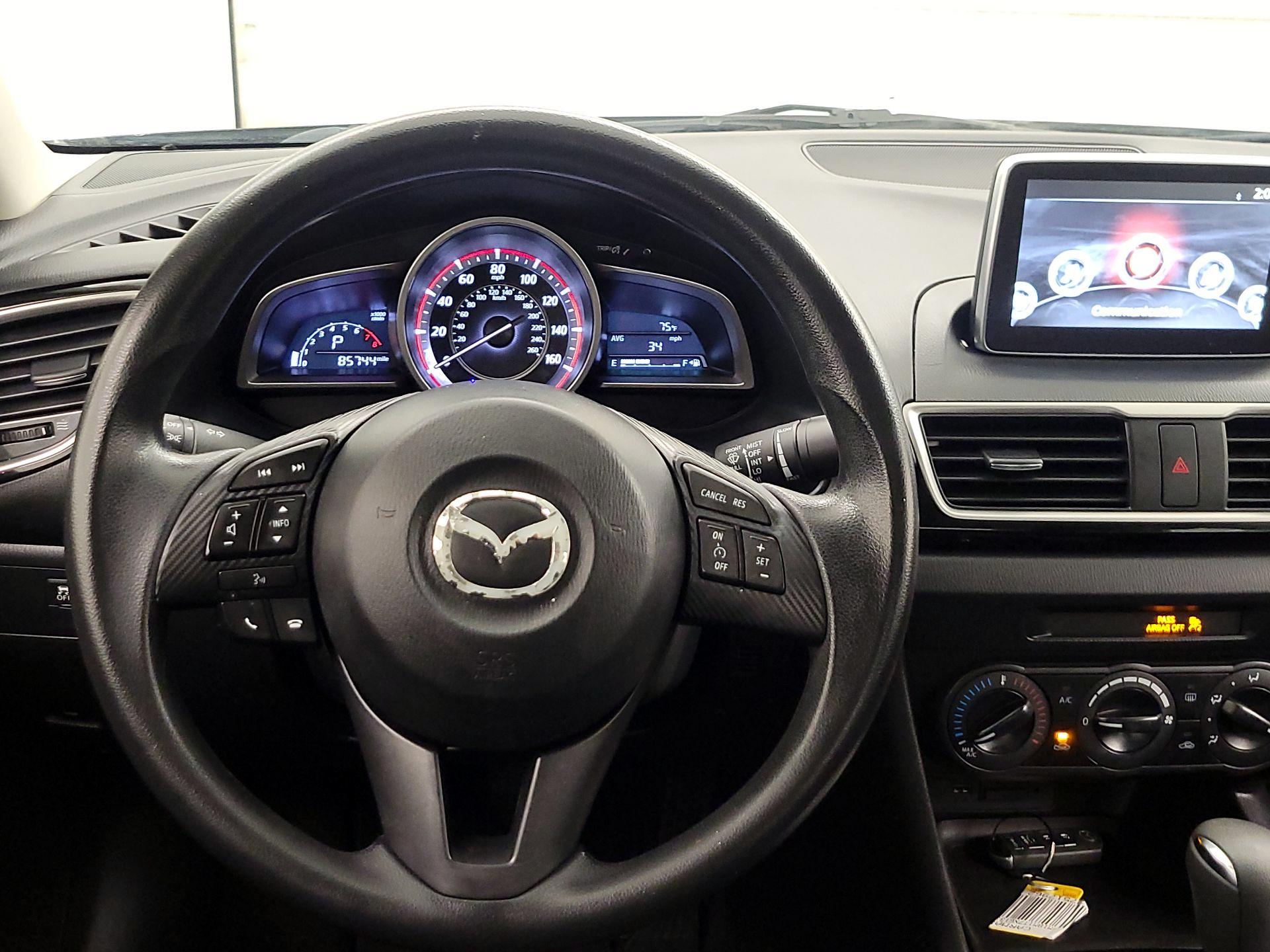 Thumbnail: 2016 Mazda Mazda3 - 10