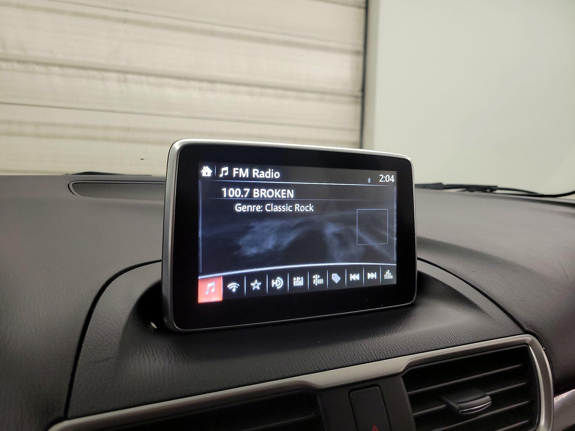 Thumbnail: 2016 Mazda Mazda3 - 15