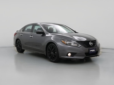 Gray 2018 Nissan Altima SR