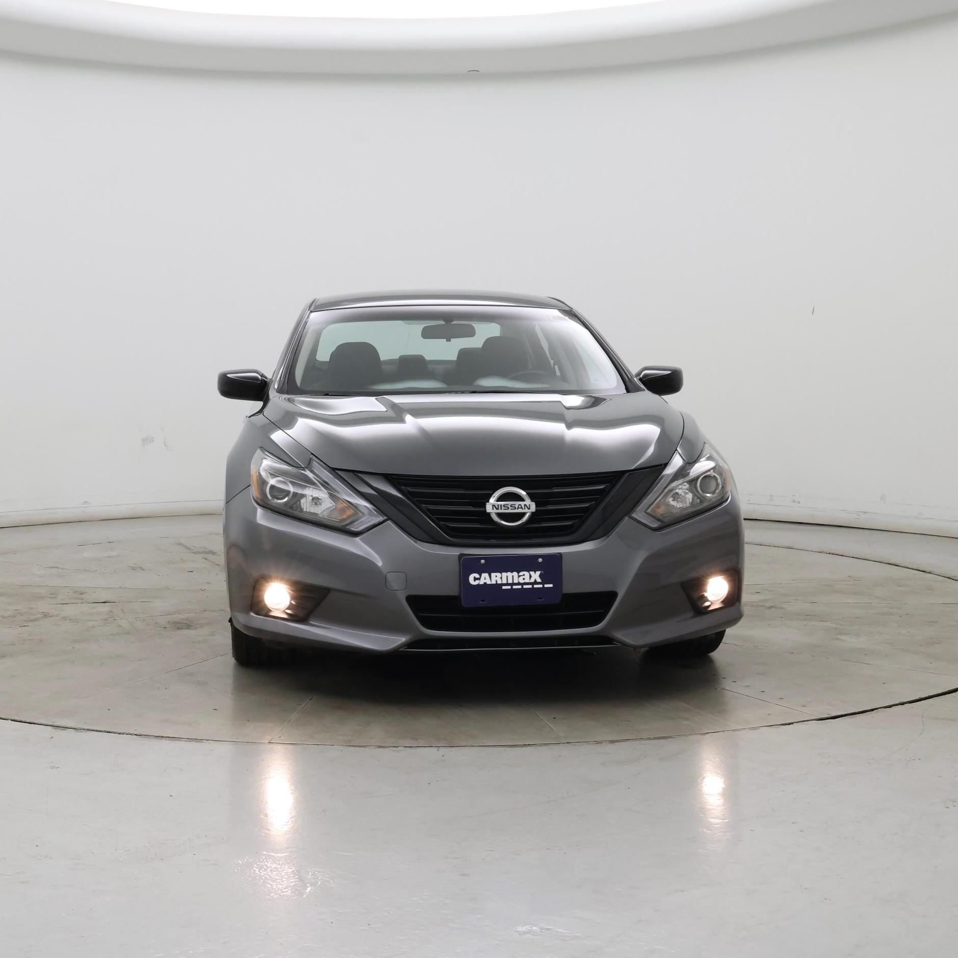Thumbnail: 2018 Nissan Altima - 5
