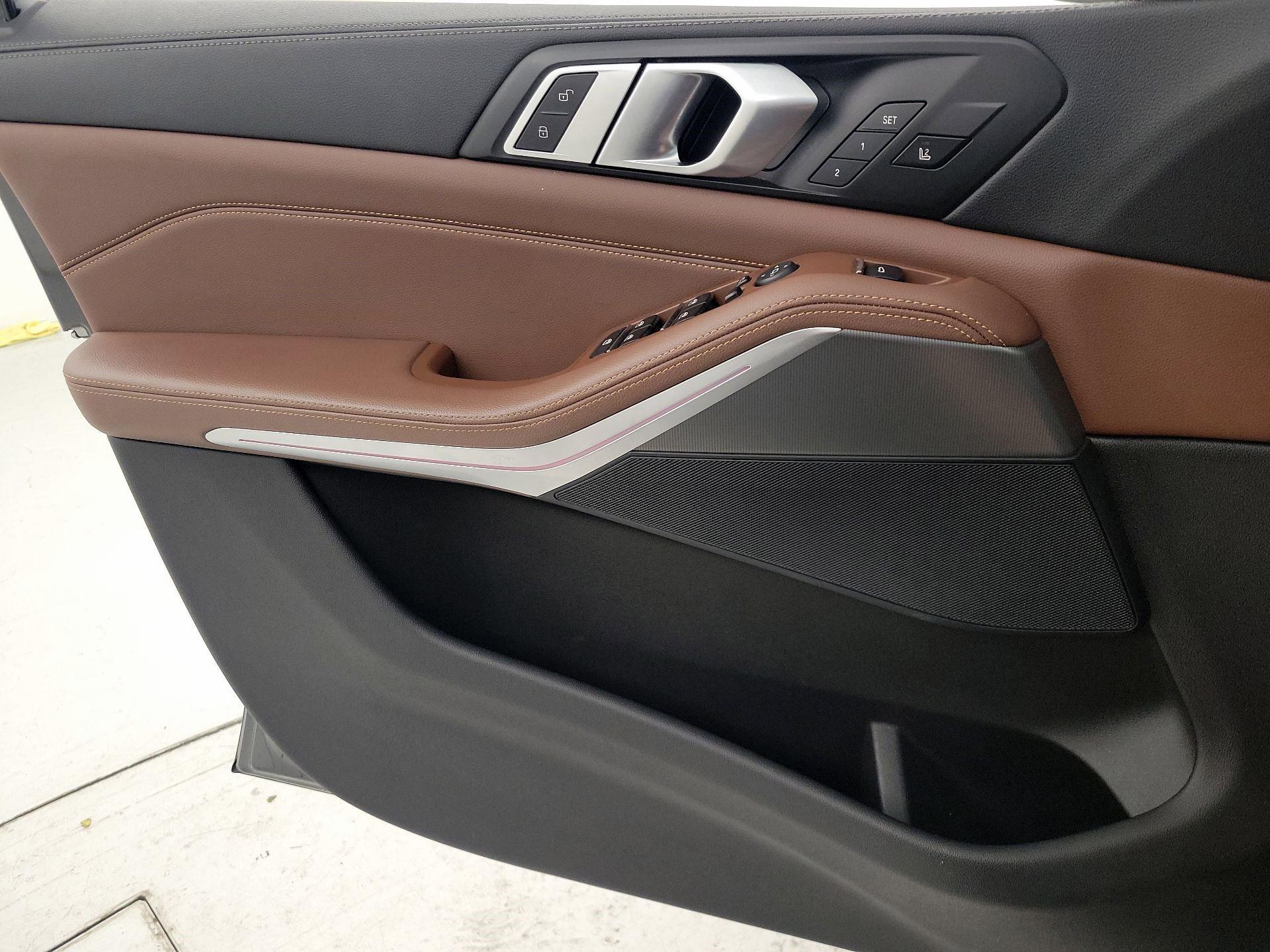 Thumbnail: 2020 BMW X5 - 12