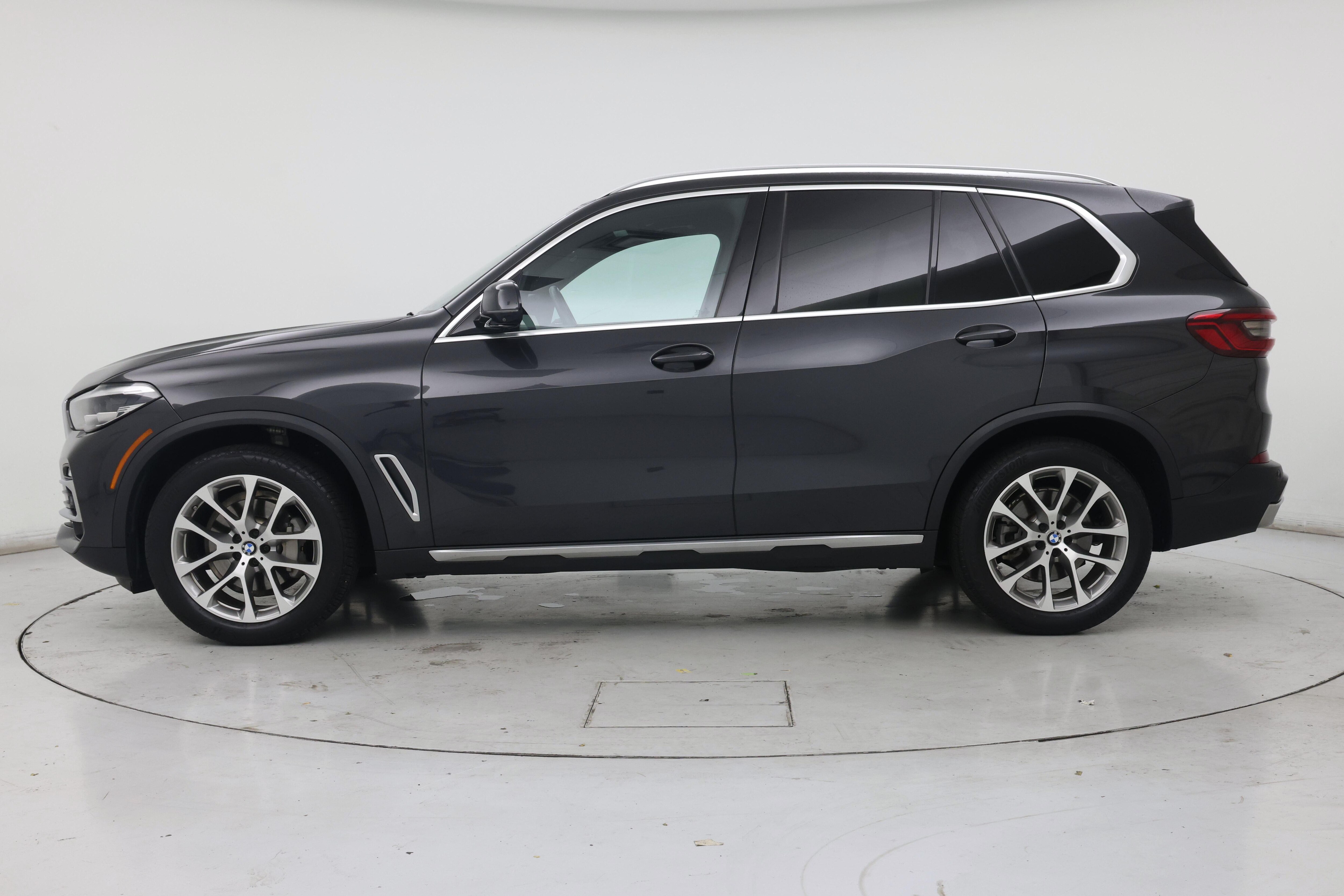 Thumbnail: 2020 BMW X5 - 3