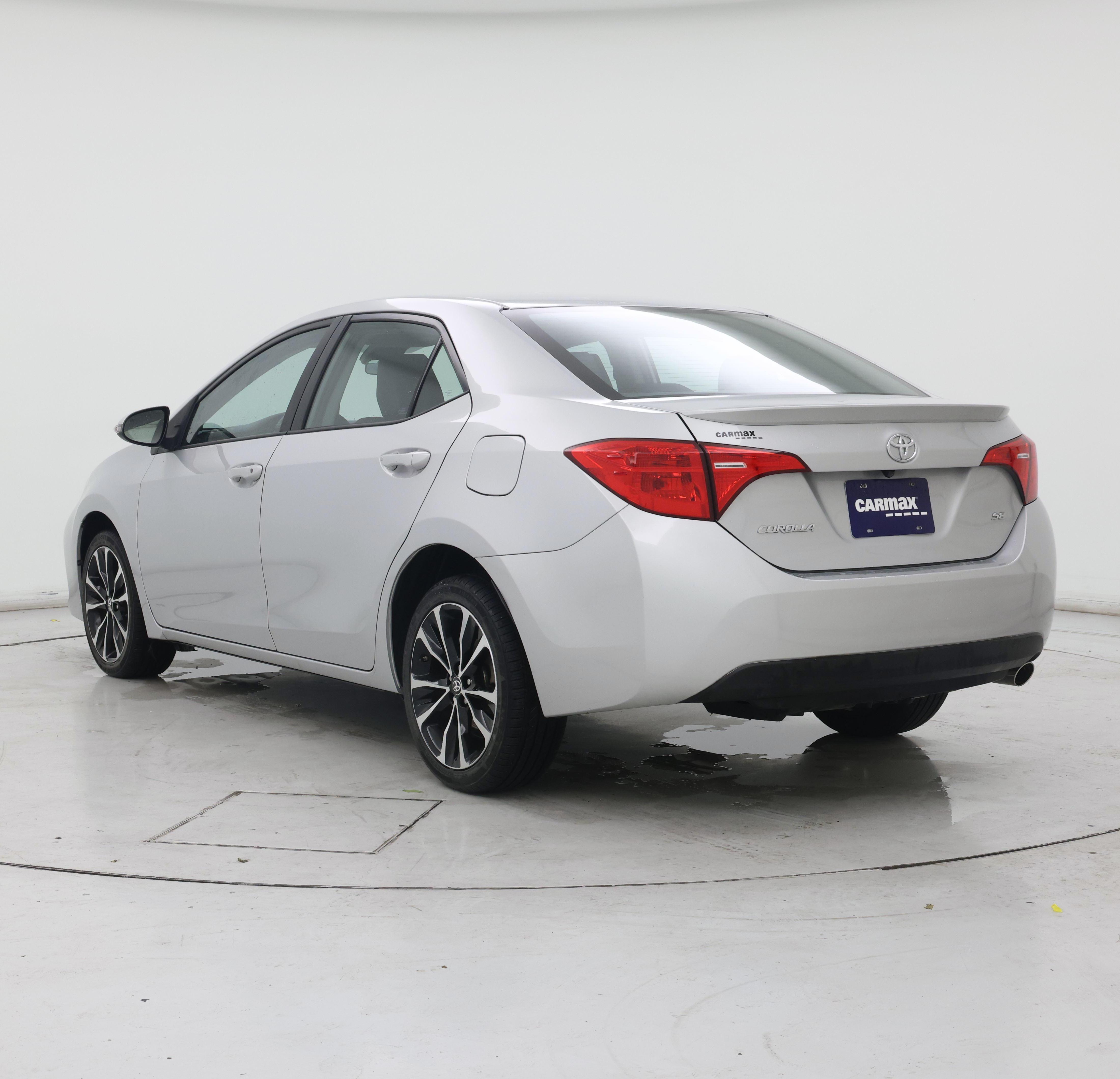 Thumbnail: 2017 Toyota Corolla - 2