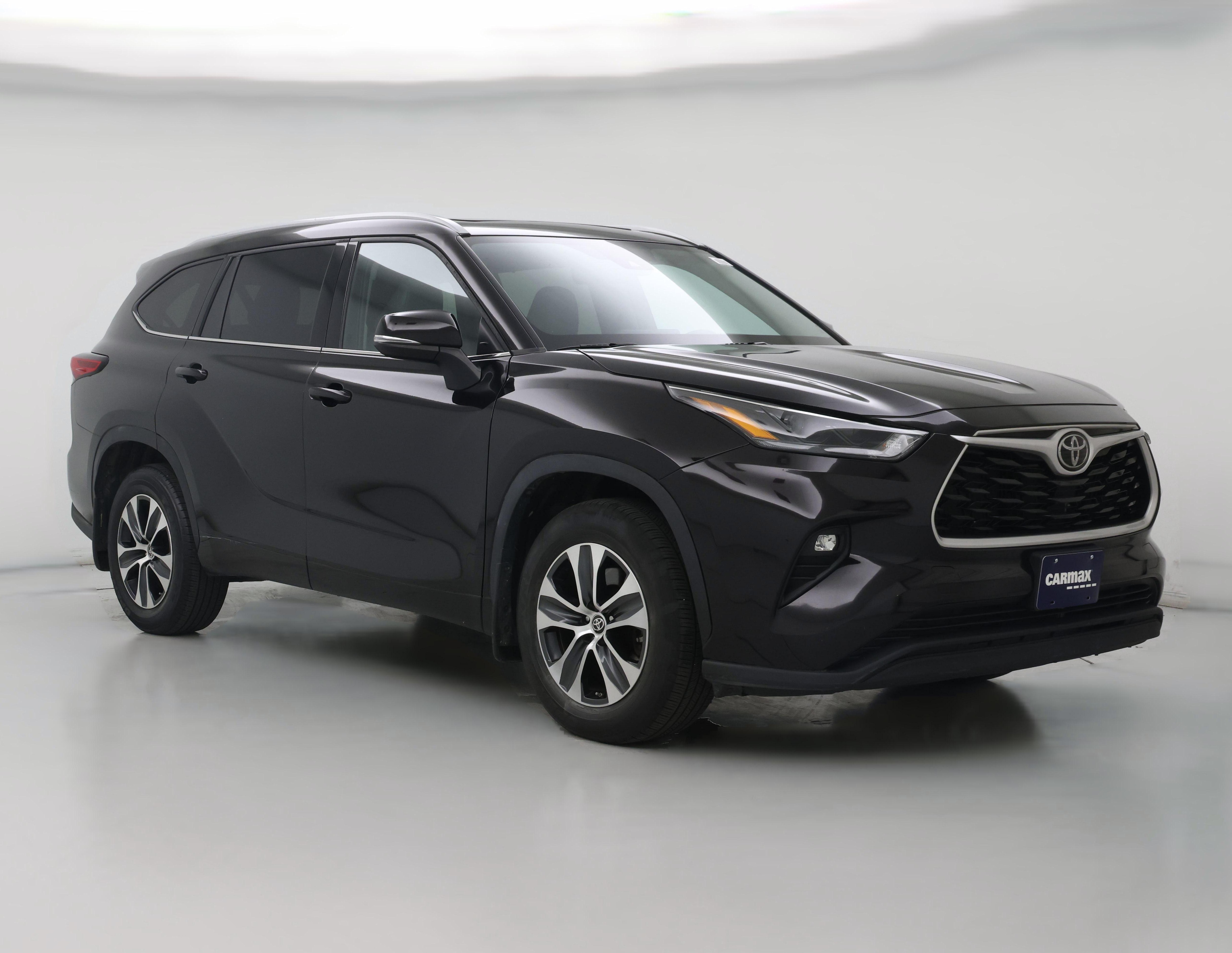 Thumbnail: 2022 Toyota Highlander - 1