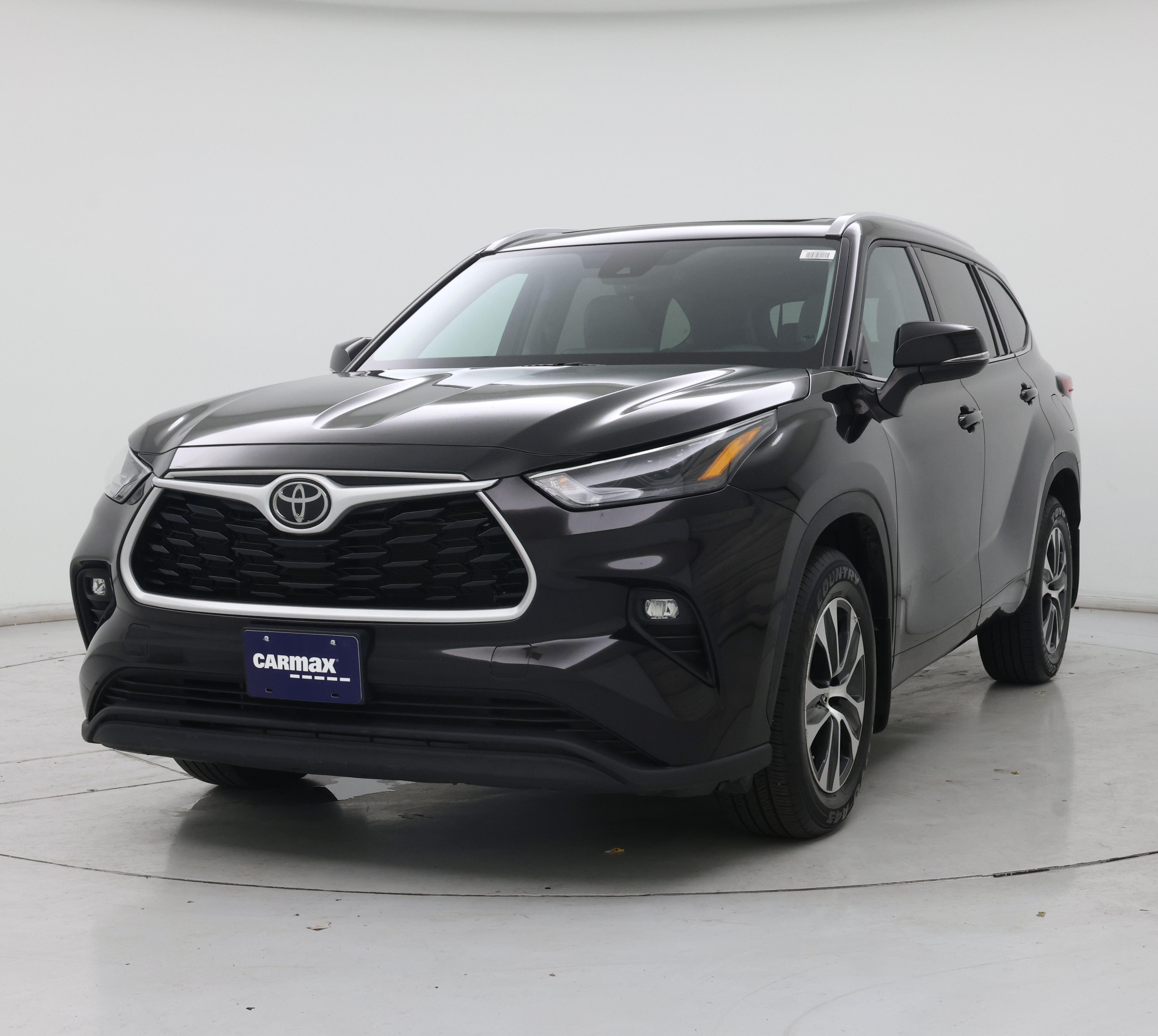Thumbnail: 2022 Toyota Highlander - 4