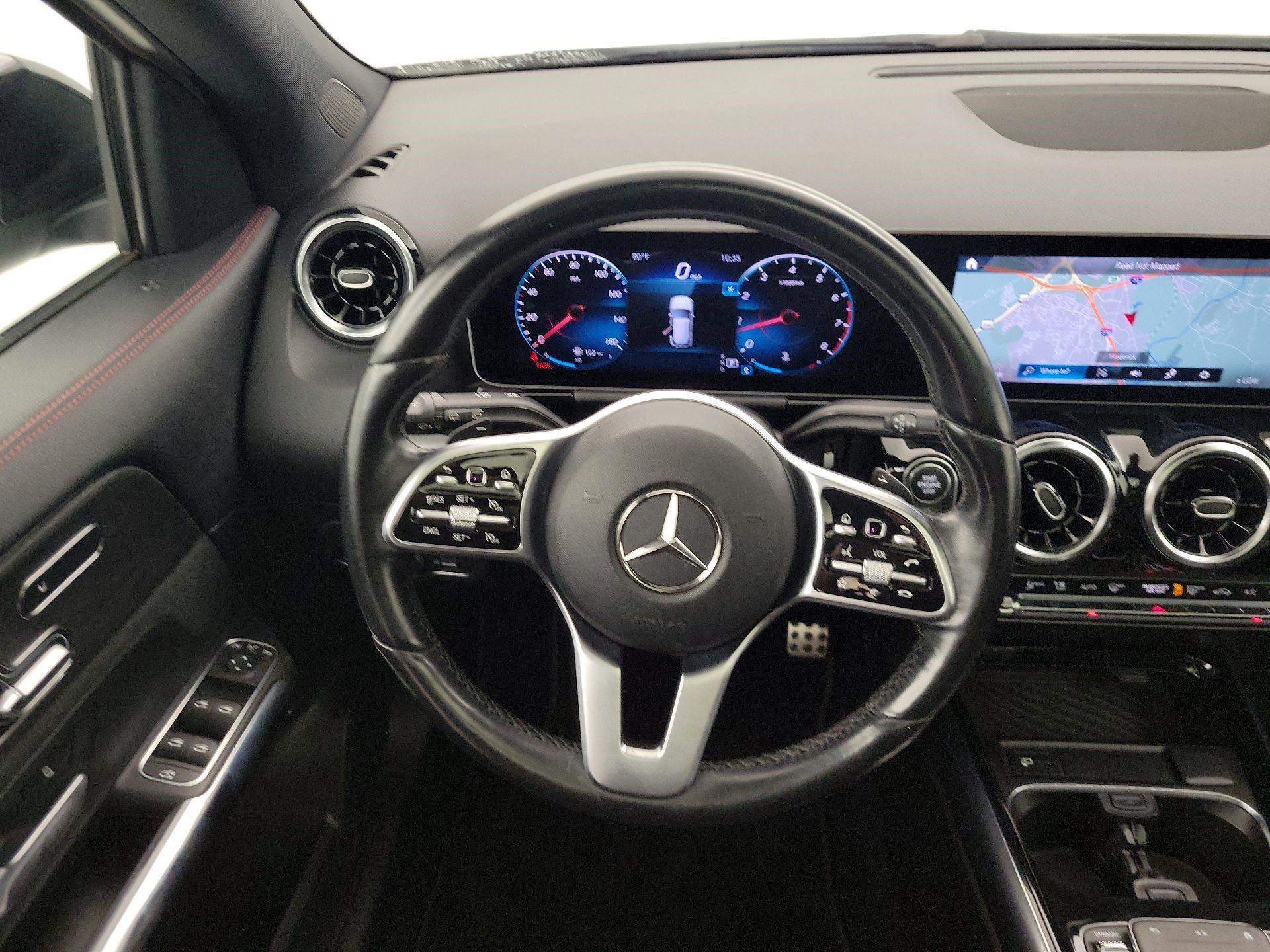Thumbnail: 2021 Mercedes-Benz GLA - 10