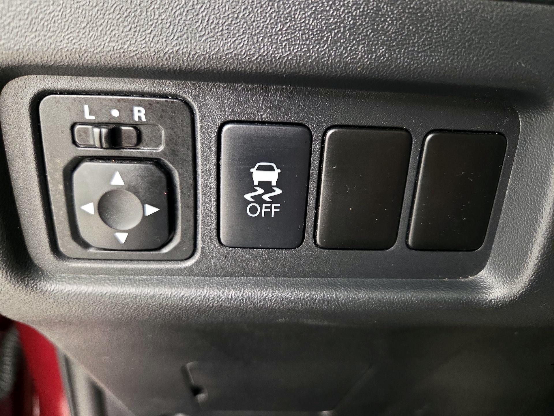 Thumbnail: 2019 Mitsubishi Mirage G4 - 13