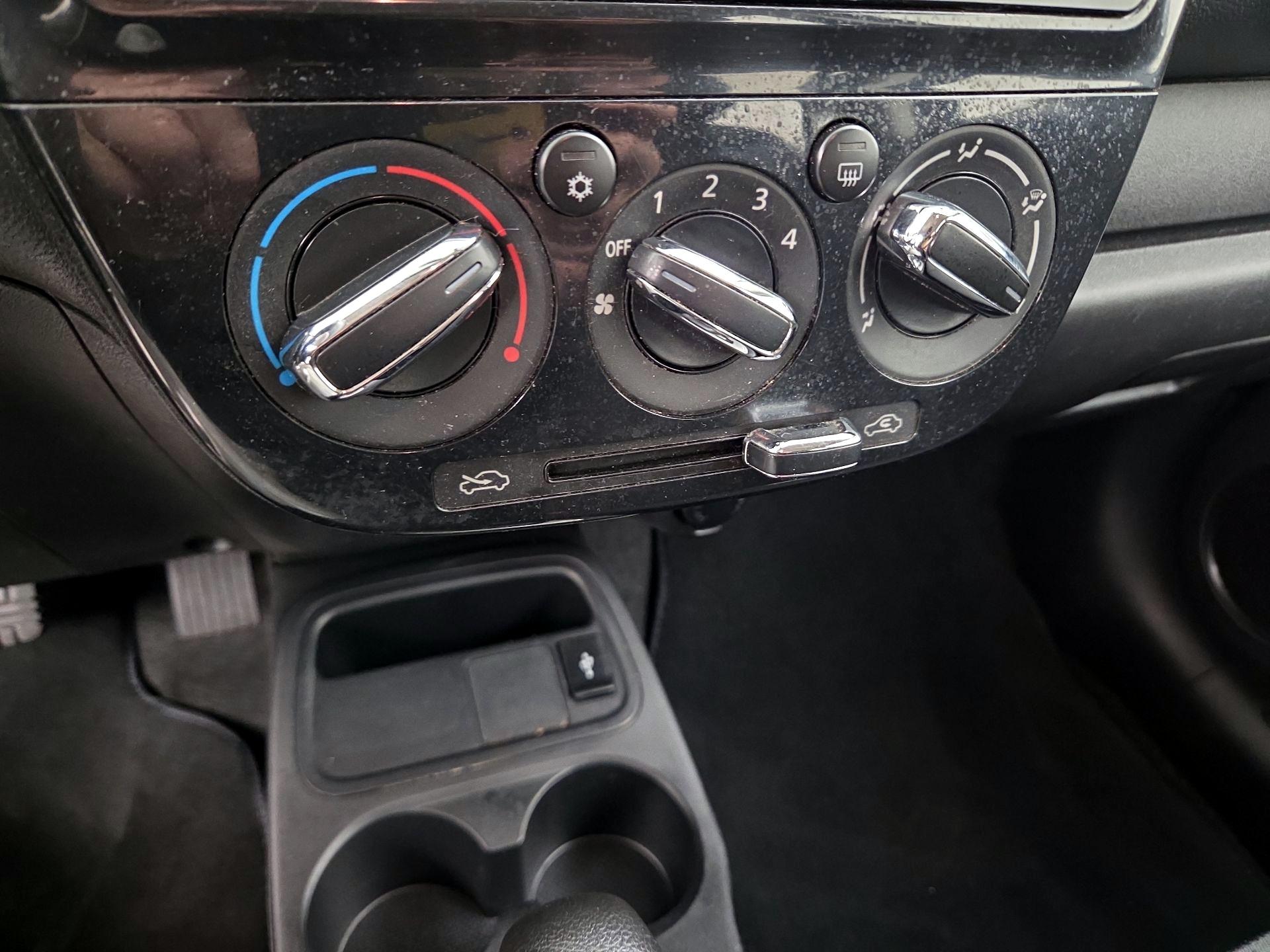 Thumbnail: 2019 Mitsubishi Mirage G4 - 16