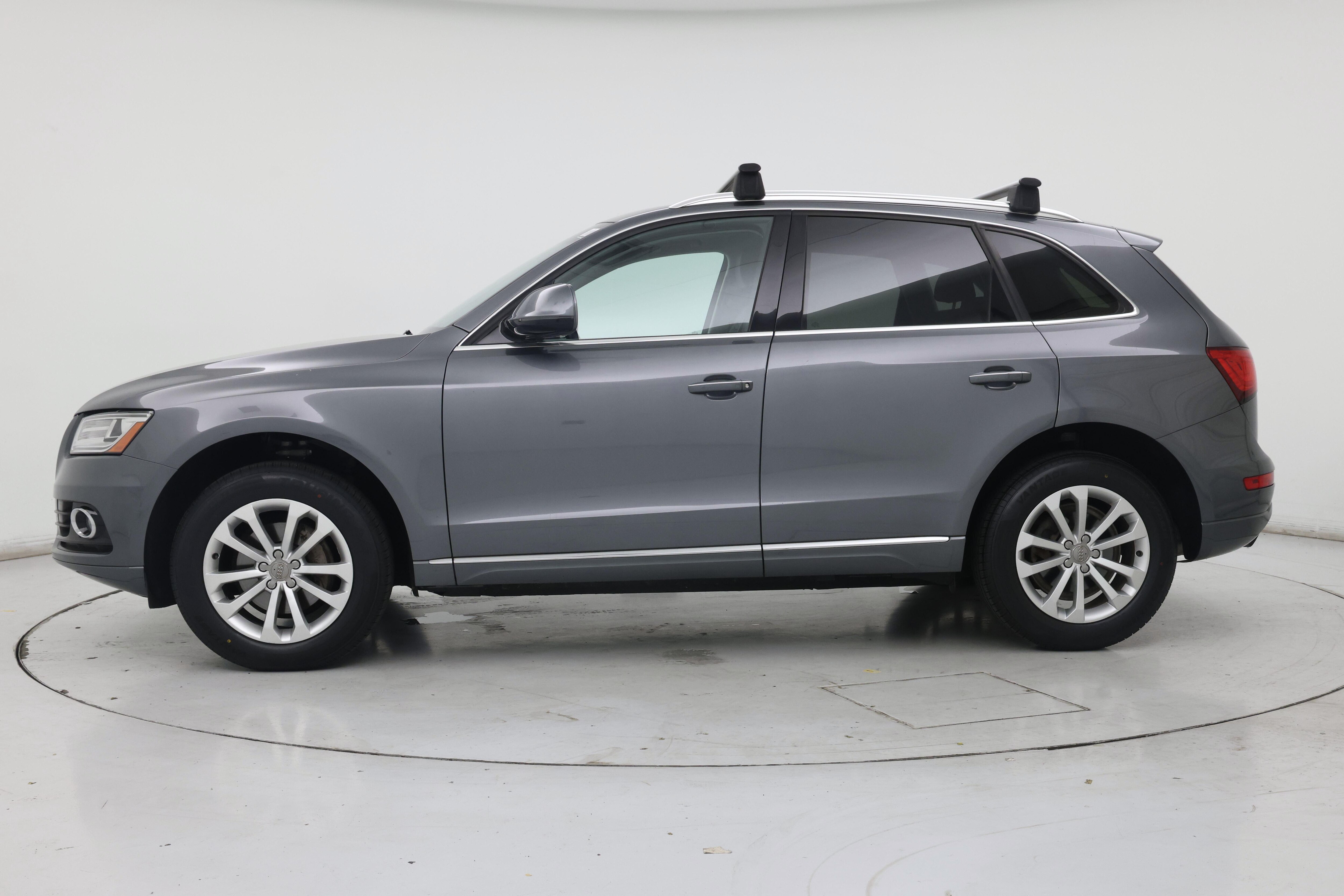 Thumbnail: 2016 Audi Q5 - 3