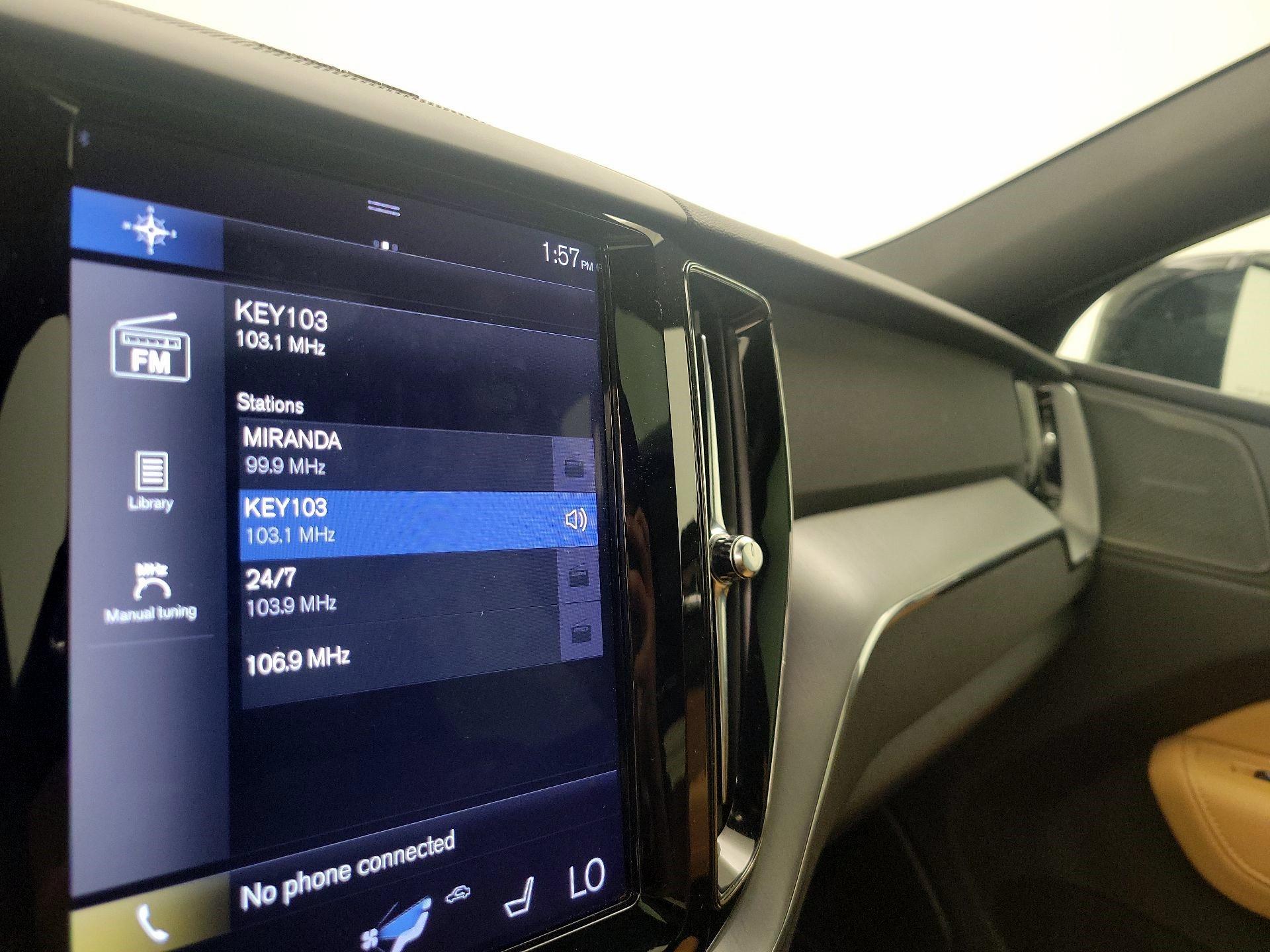 Thumbnail: 2019 Volvo XC60 - 16