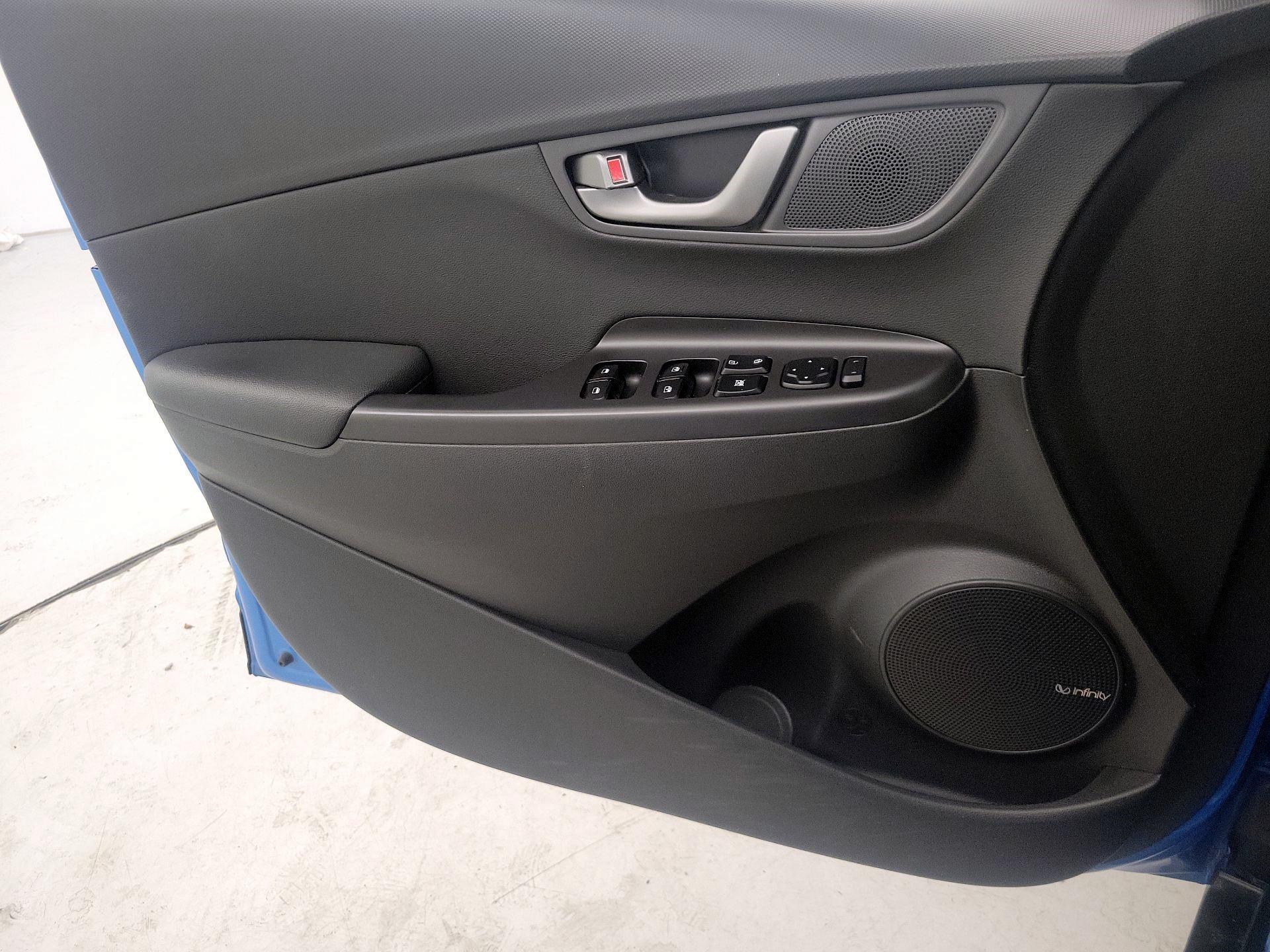 Thumbnail: 2019 Hyundai Kona - 12
