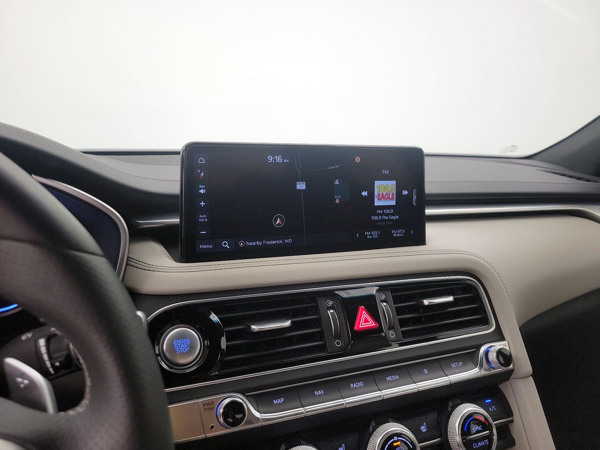 Thumbnail: 2023 Genesis G70 - 14