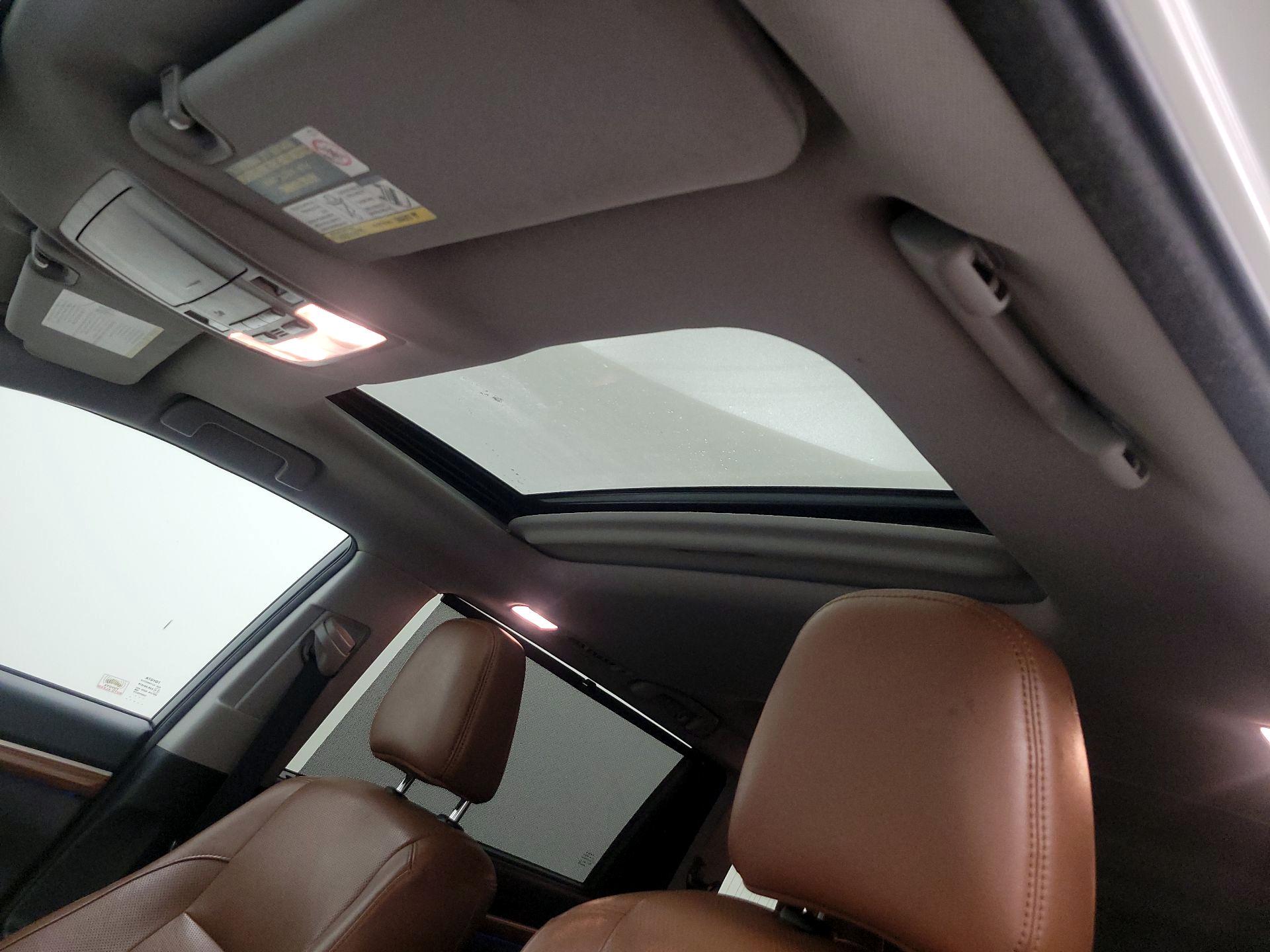 Thumbnail: 2017 Toyota Highlander - 19