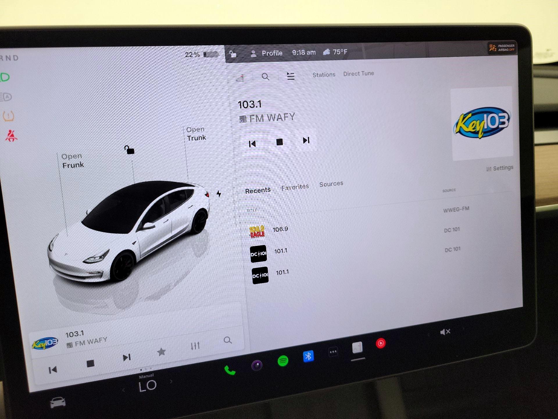 Thumbnail: 2023 Tesla Model 3 - 15