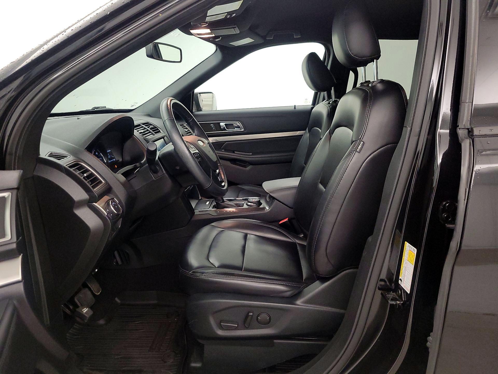 Thumbnail: 2019 Ford Explorer - 11