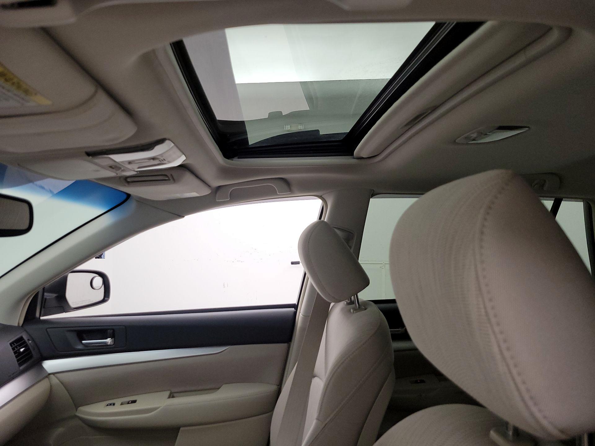 Thumbnail: 2014 Subaru Outback - 19