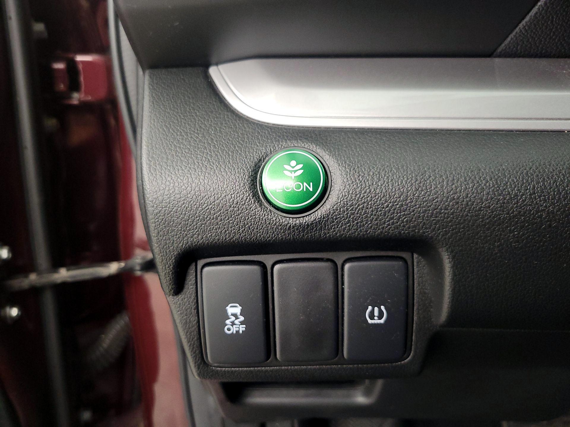 Thumbnail: 2015 Honda CR-V - 13