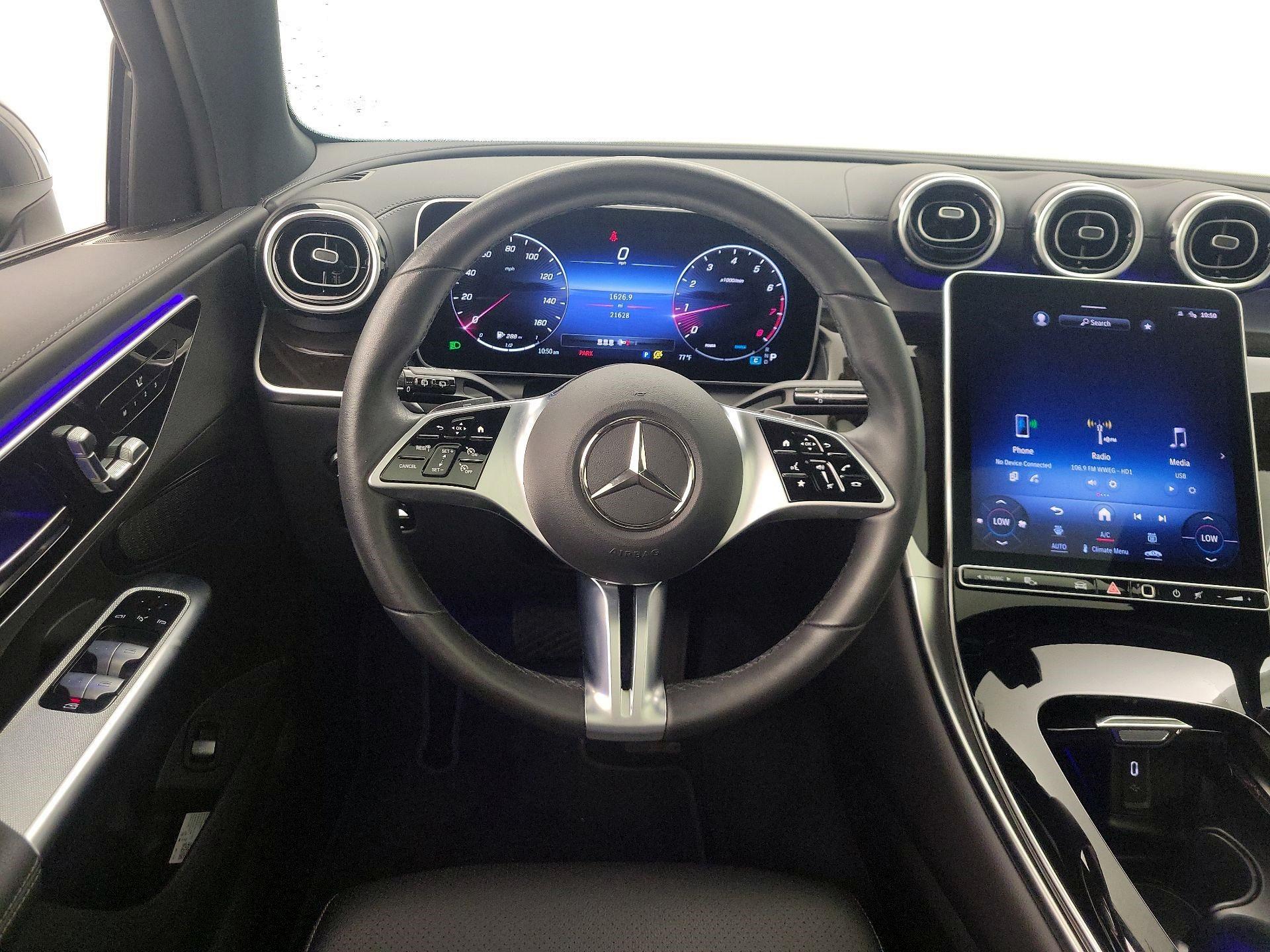 Thumbnail: 2023 Mercedes-Benz GLC - 10