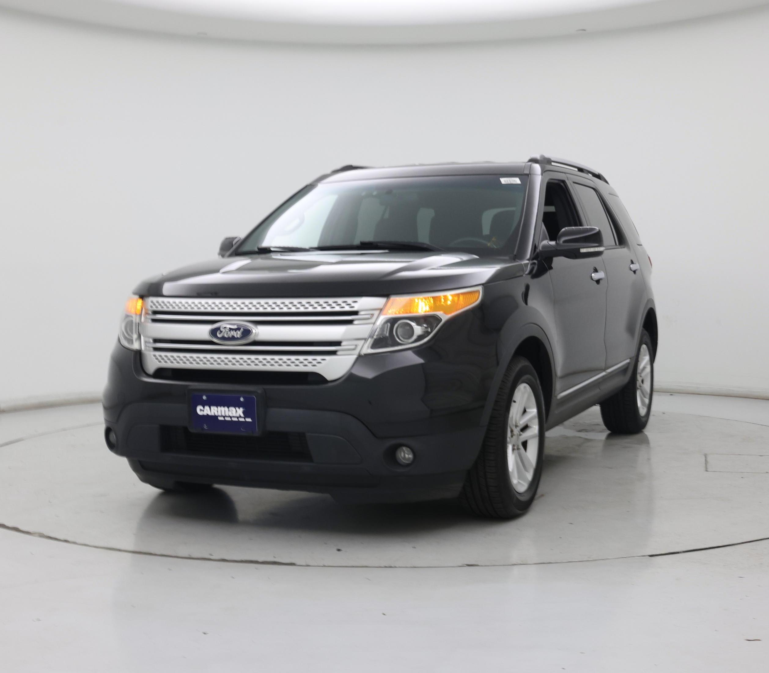 Thumbnail: 2015 Ford Explorer - 4