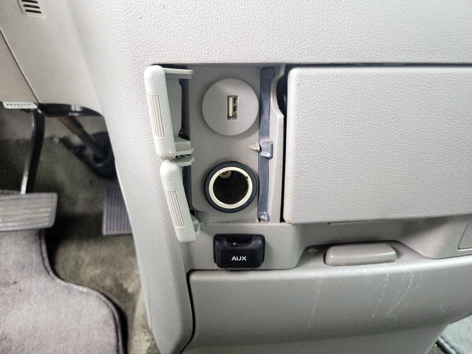 Thumbnail: 2015 Honda Odyssey - 18