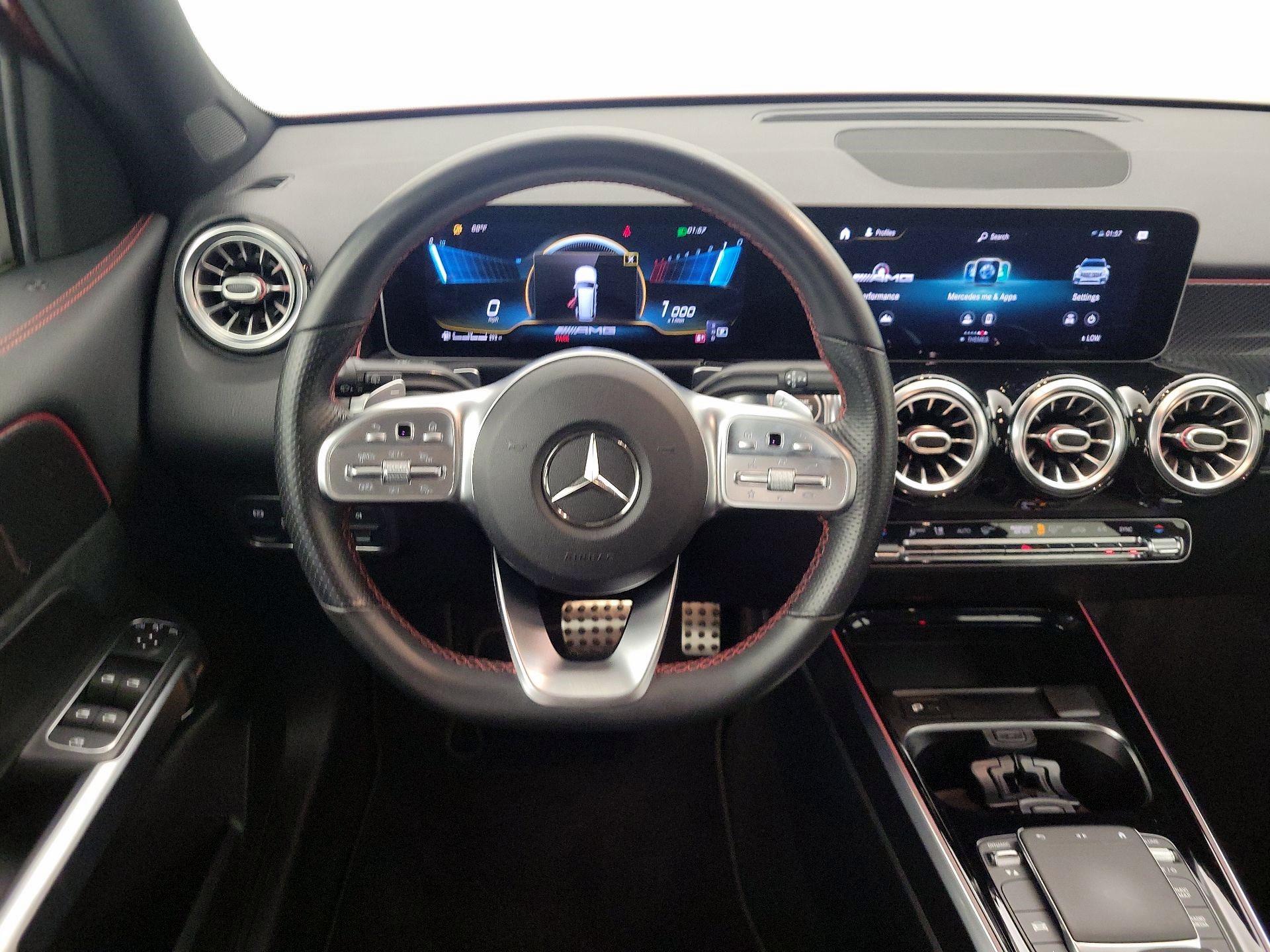 Thumbnail: 2021 Mercedes-Benz GLB - 10