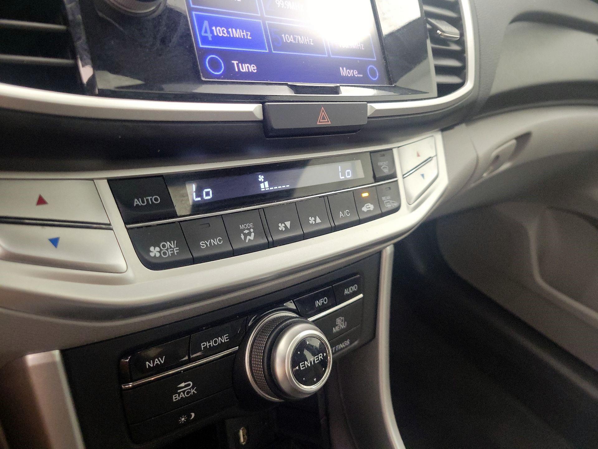 Thumbnail: 2014 Honda Accord - 17