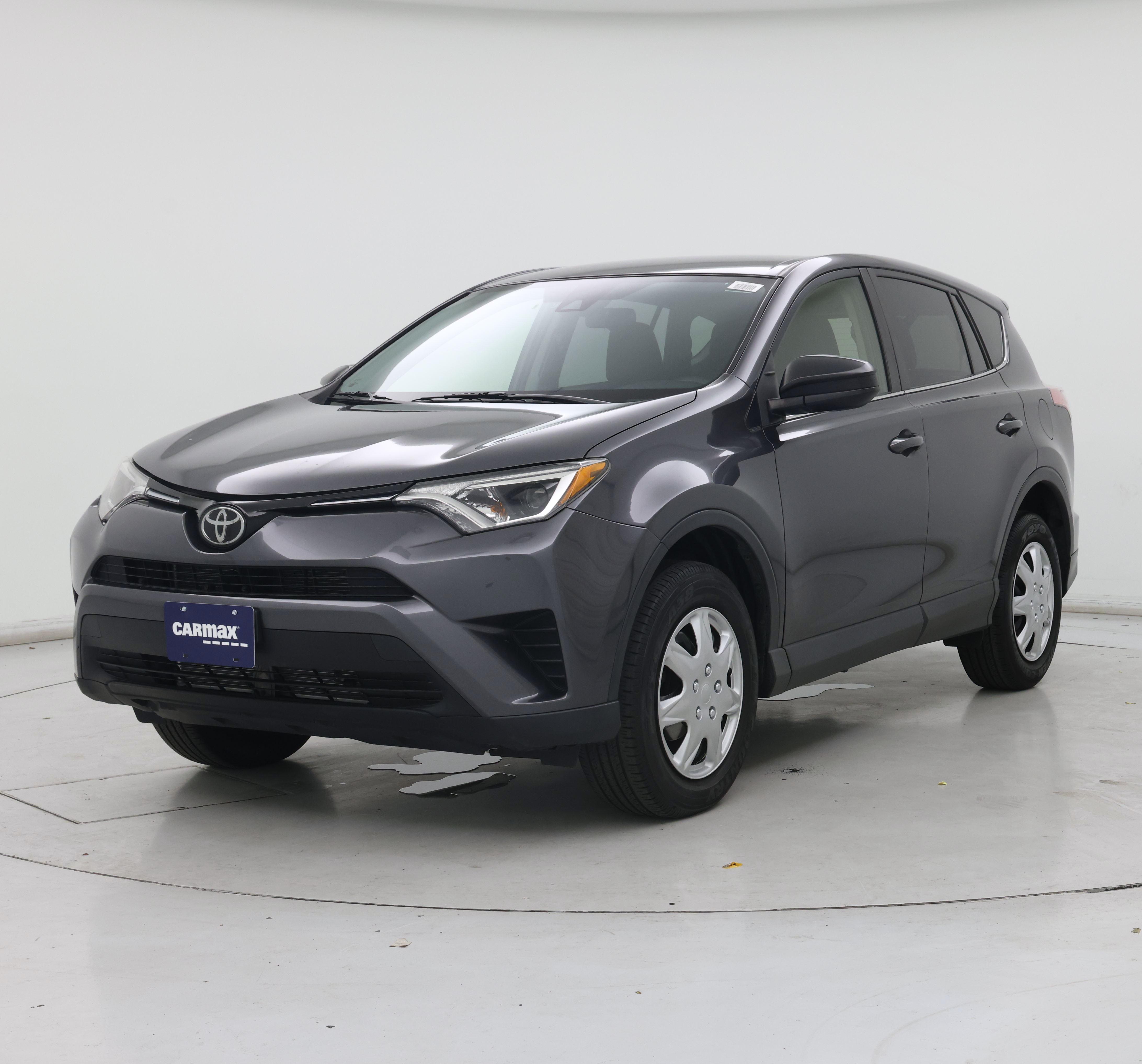 Thumbnail: 2018 Toyota RAV4 - 4