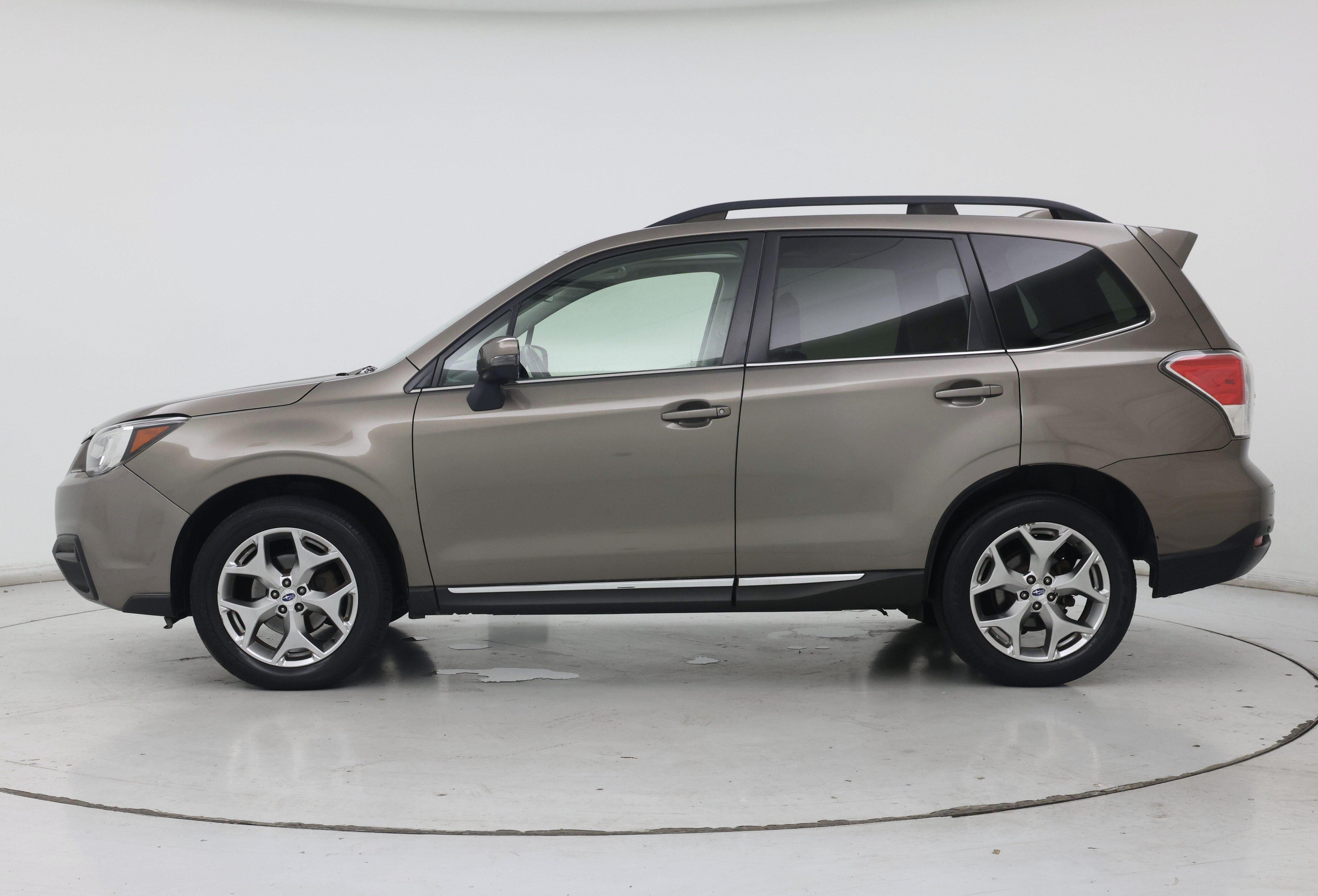 Thumbnail: 2017 Subaru Forester - 3