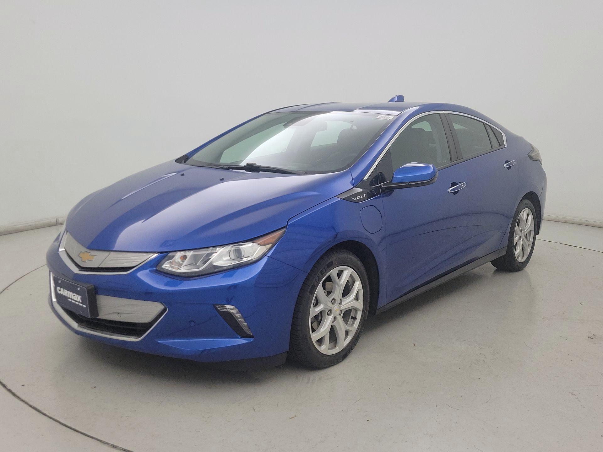 Thumbnail: 2017 Chevrolet Volt - 3