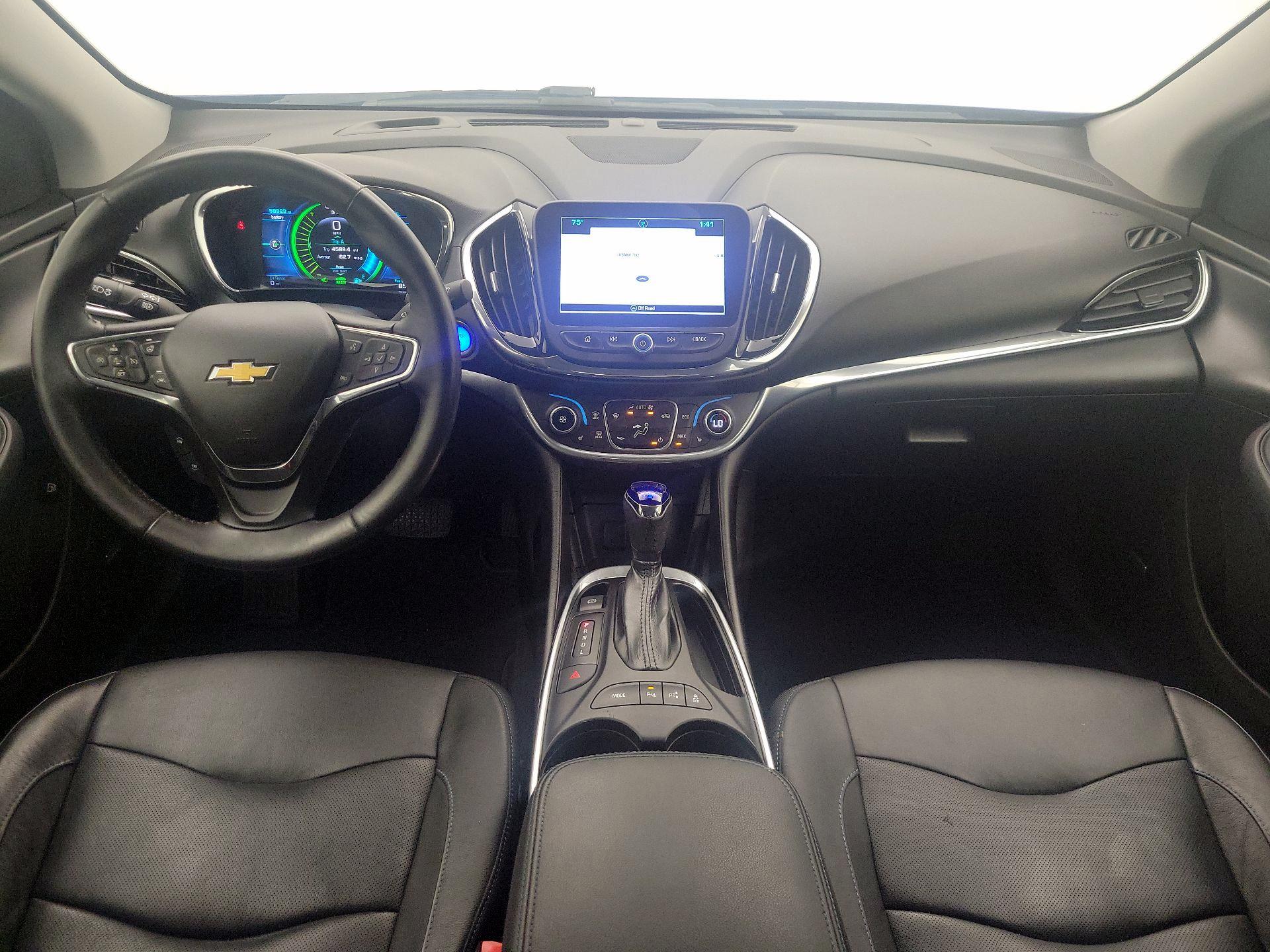 Thumbnail: 2017 Chevrolet Volt - 8