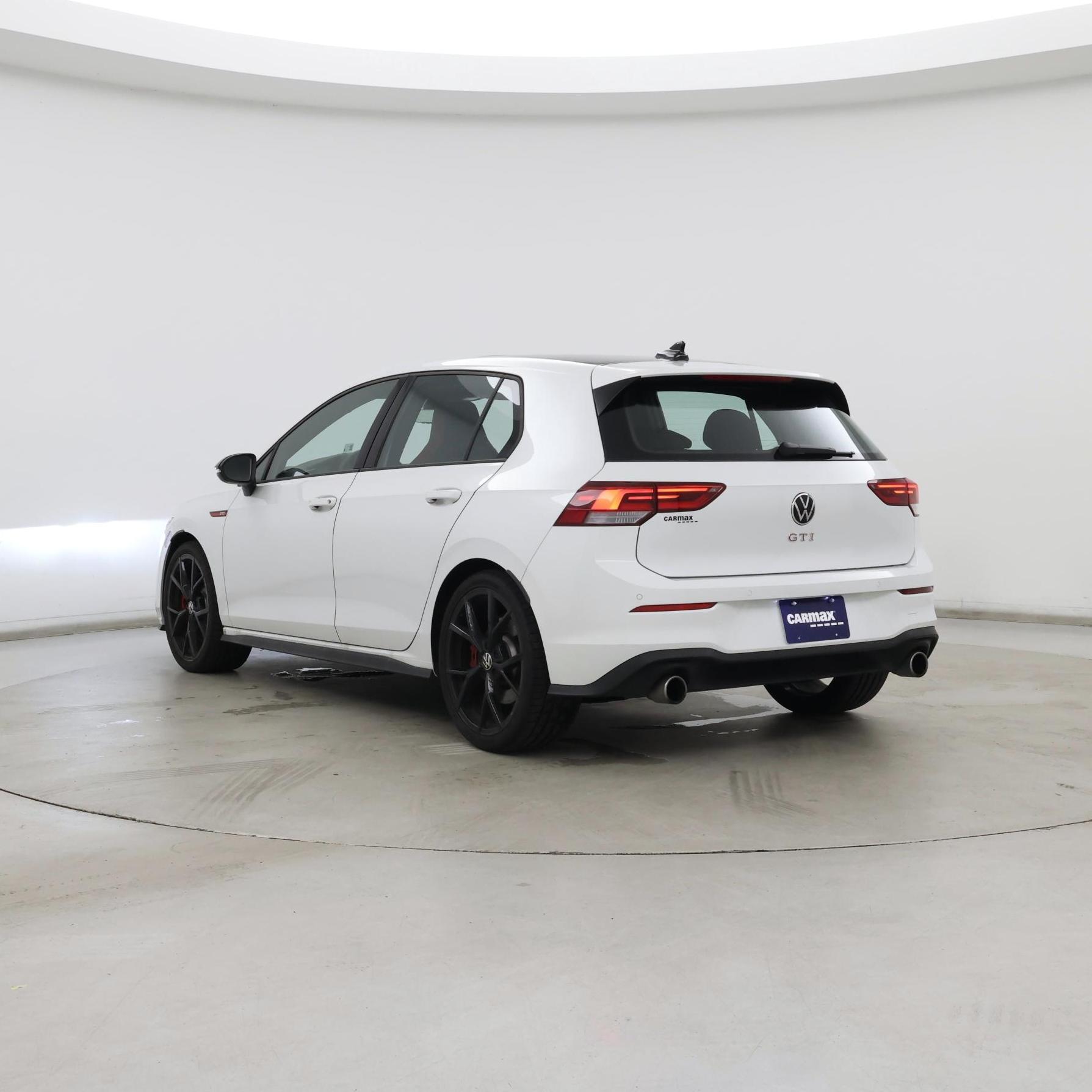 Thumbnail: 2024 Volkswagen Golf - 2