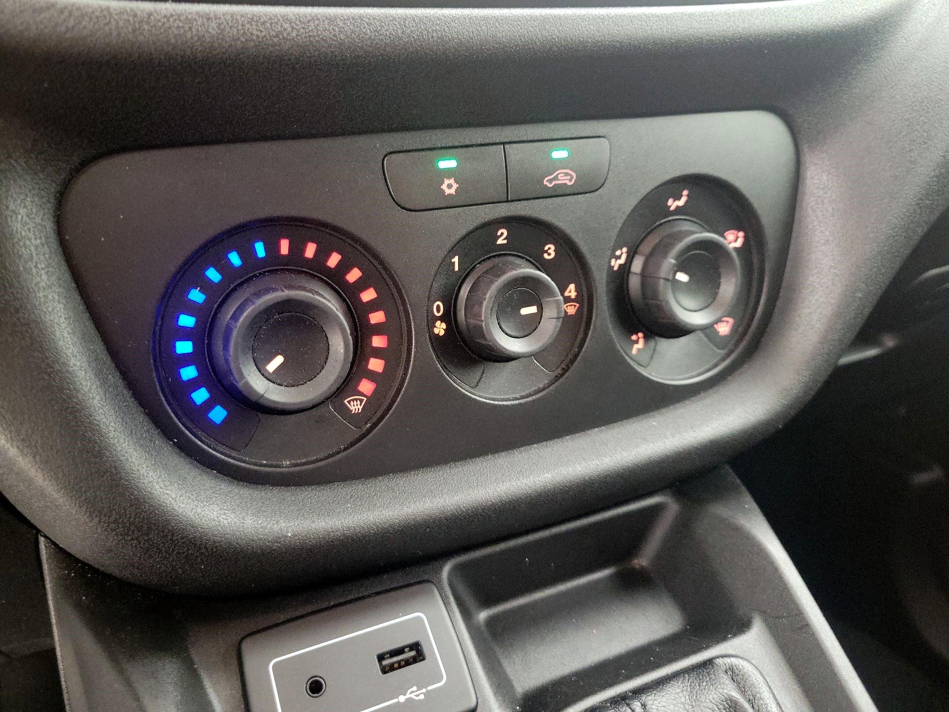 Thumbnail: 2016 RAM ProMaster City - 14