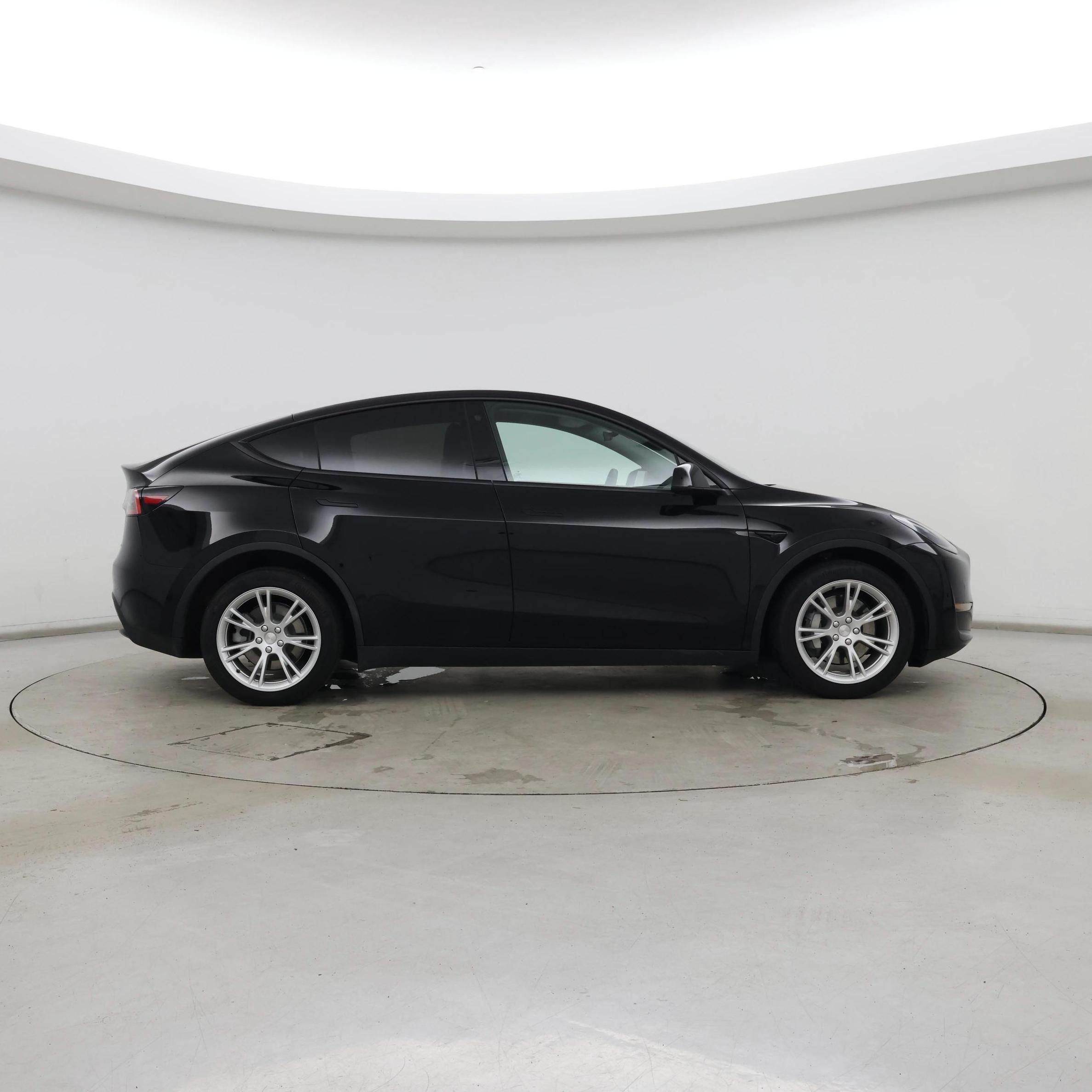 Thumbnail: 2021 Tesla Model Y - 7