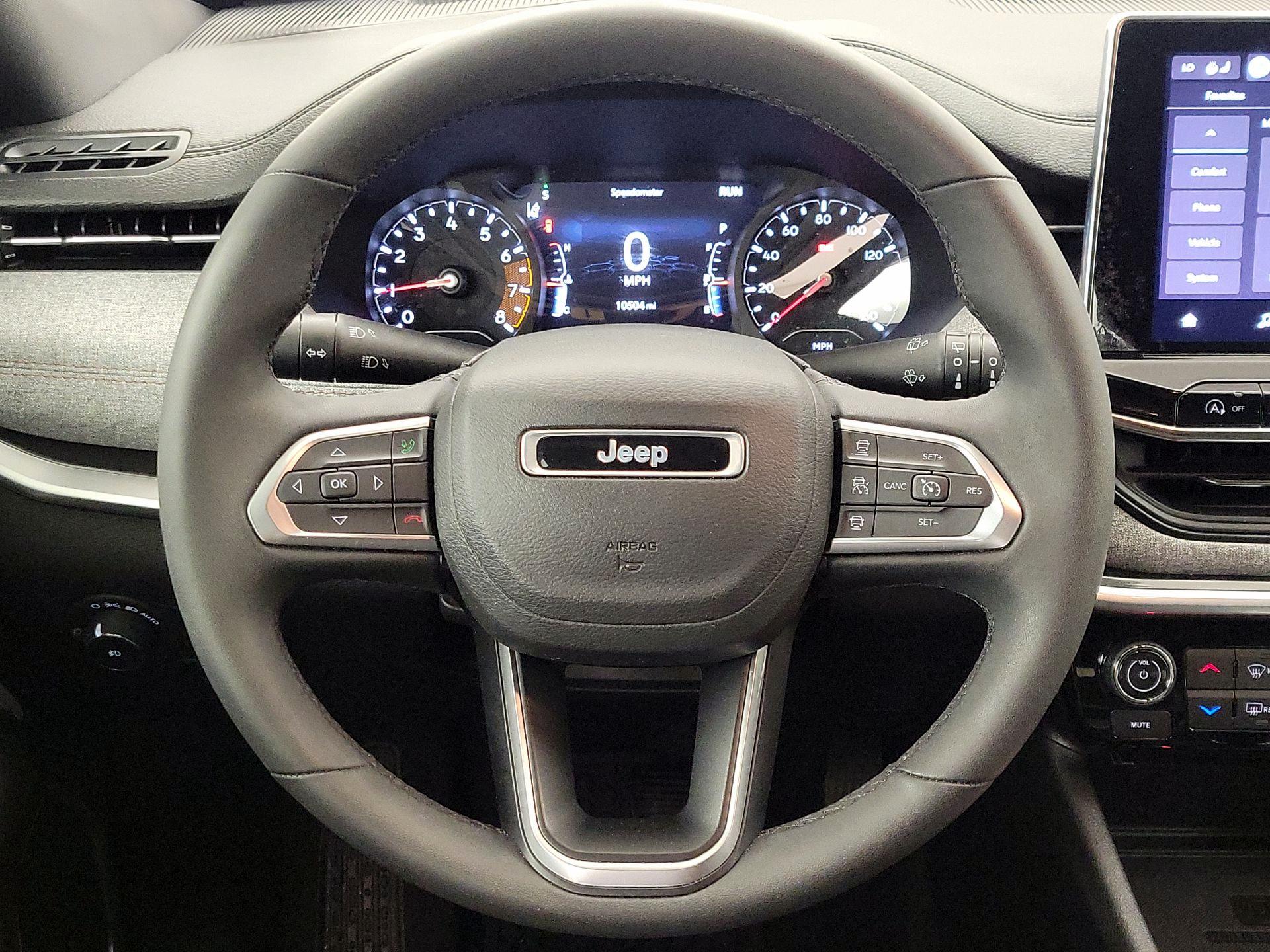 Thumbnail: 2023 Jeep Compass - 10