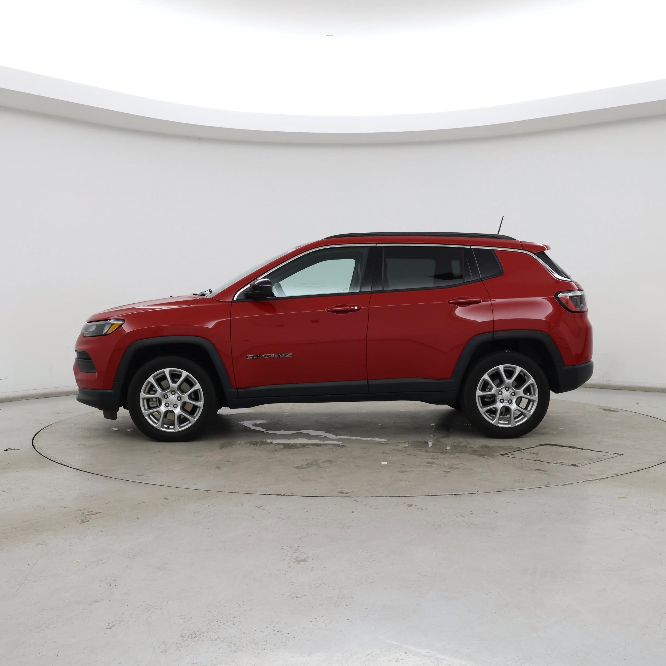 Thumbnail: 2023 Jeep Compass - 3