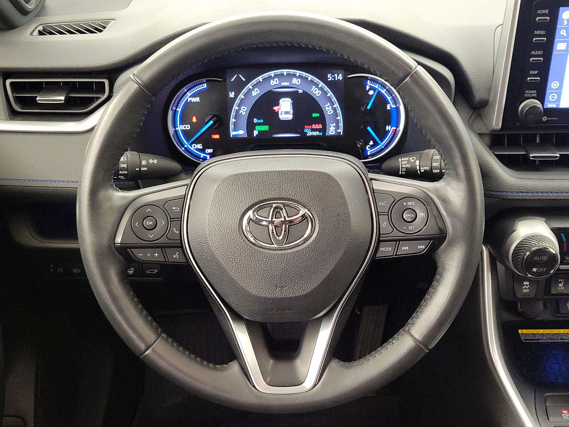Thumbnail: 2021 Toyota RAV4 - 10