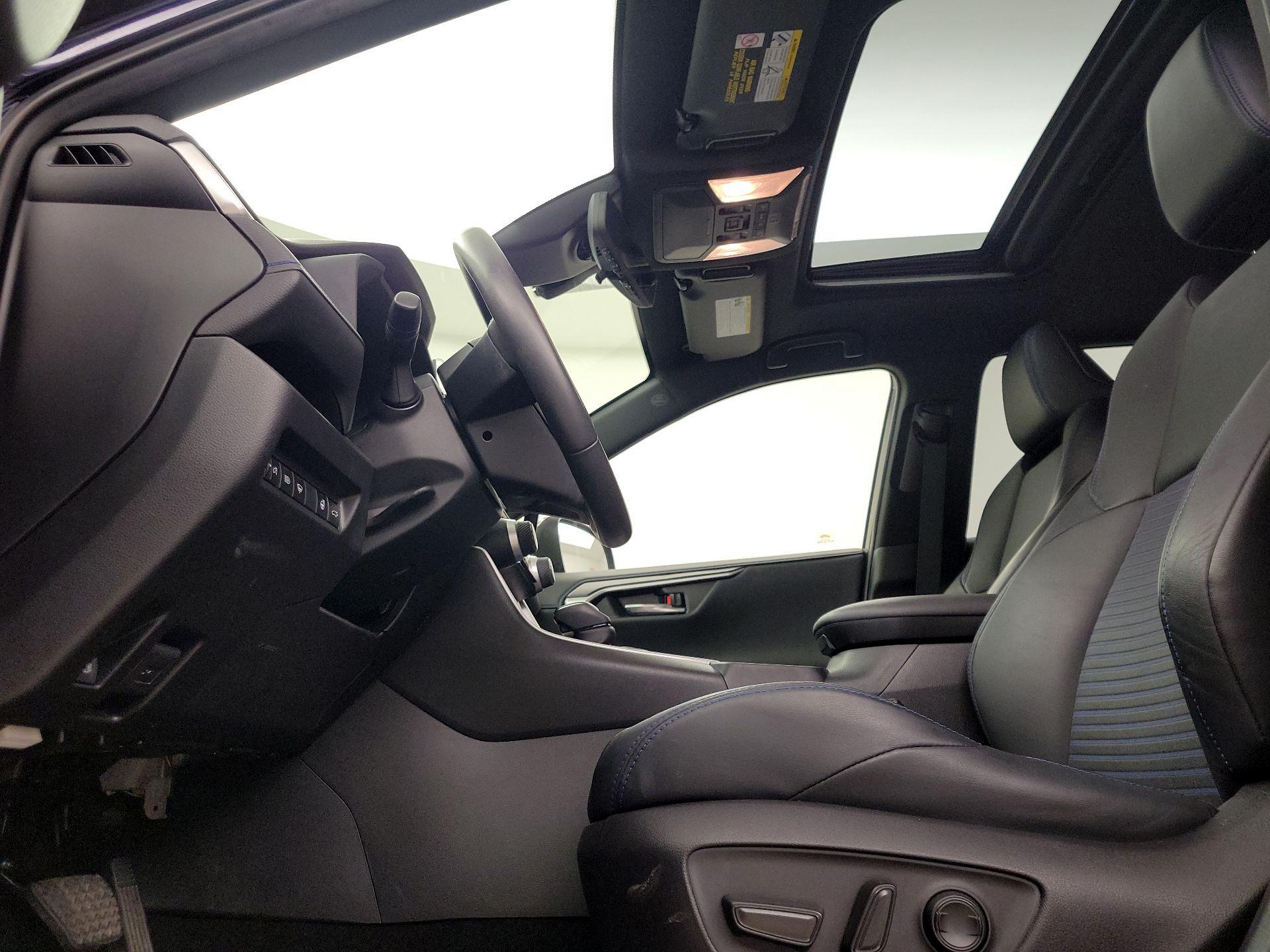 Thumbnail: 2021 Toyota RAV4 - 20