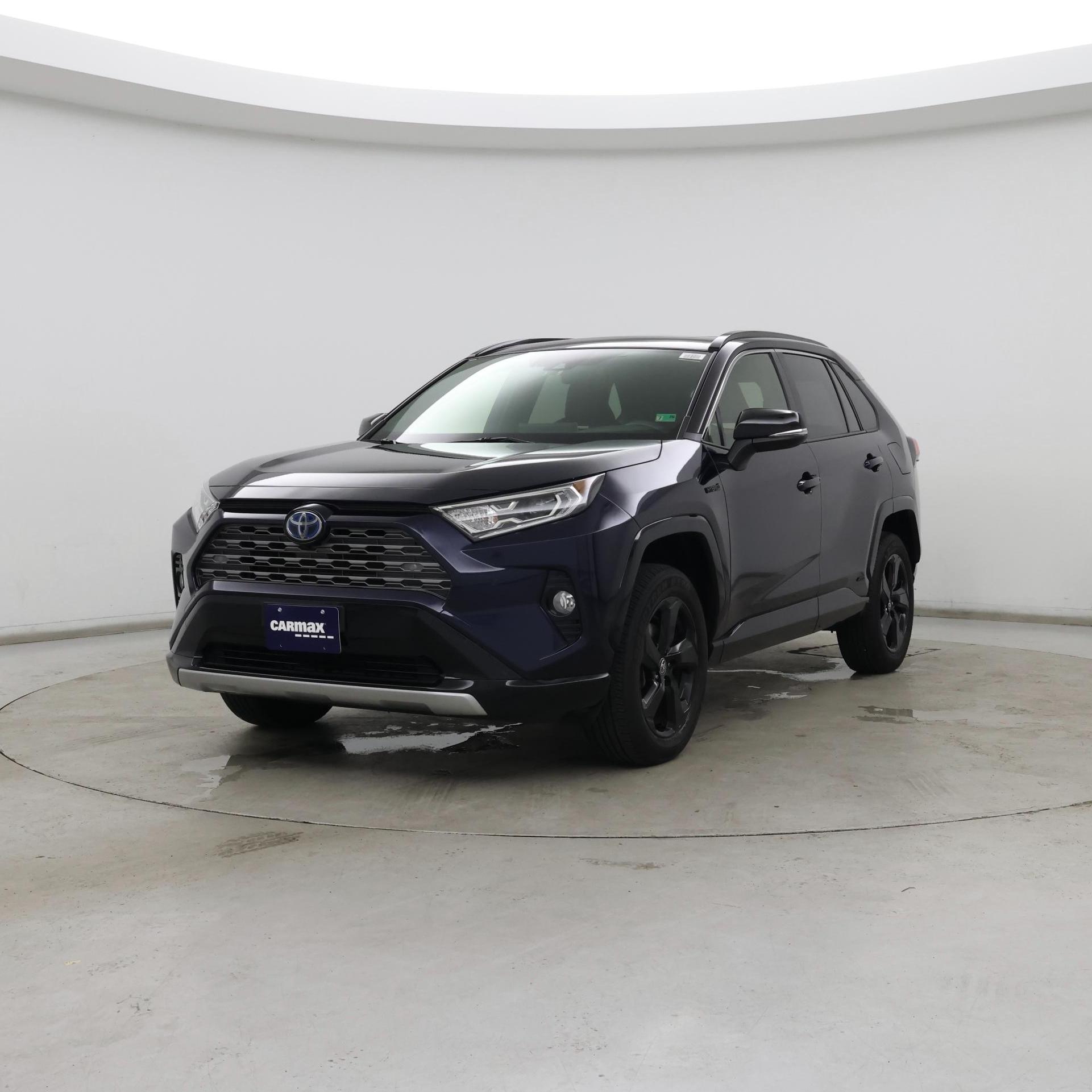 Thumbnail: 2021 Toyota RAV4 - 4