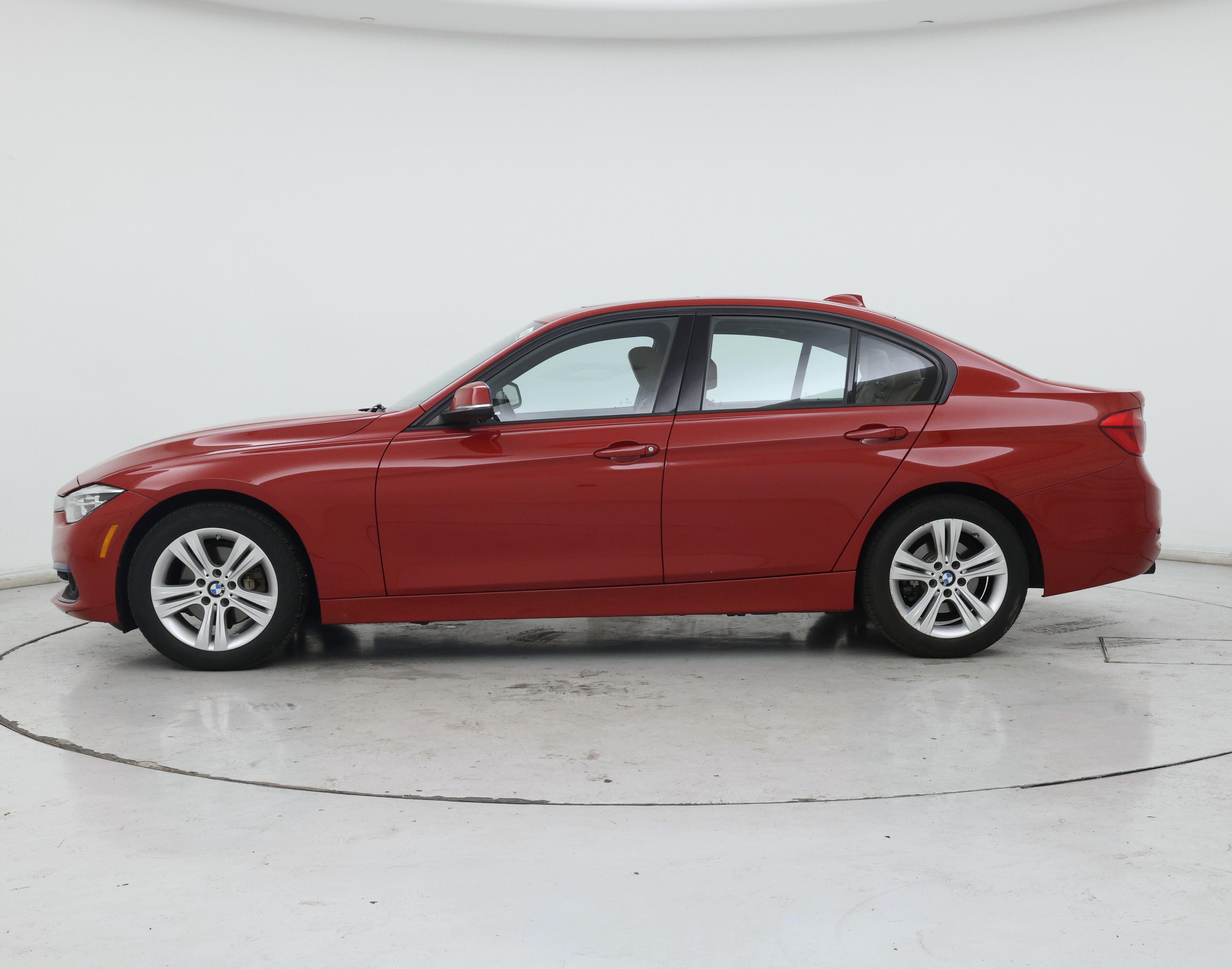 Thumbnail: 2016 BMW 3 Series - 3