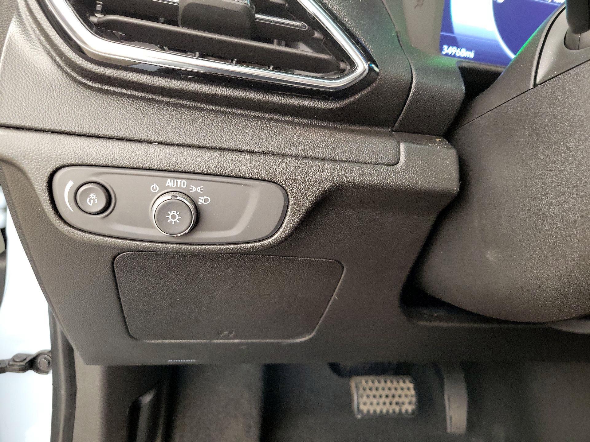 Thumbnail: 2023 Chevrolet Bolt EV - 13