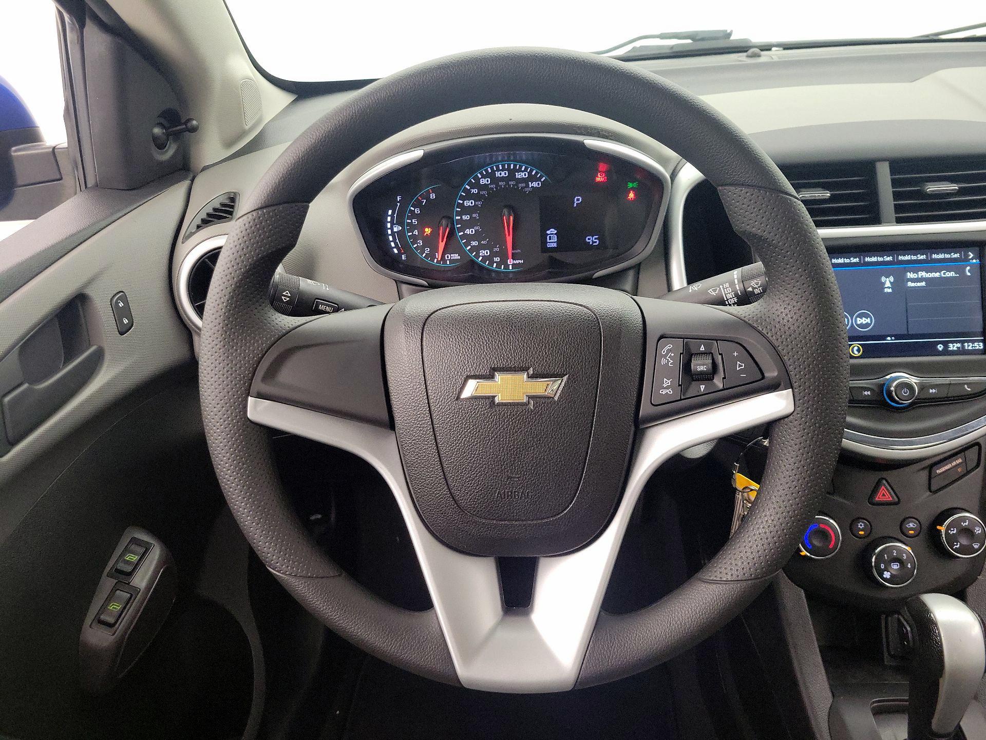 Thumbnail: 2018 Chevrolet Sonic - 10