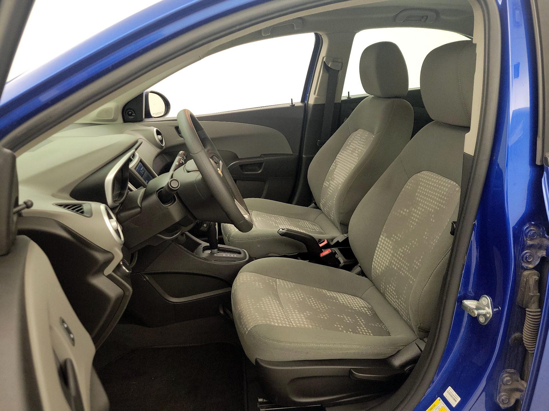 Thumbnail: 2018 Chevrolet Sonic - 11