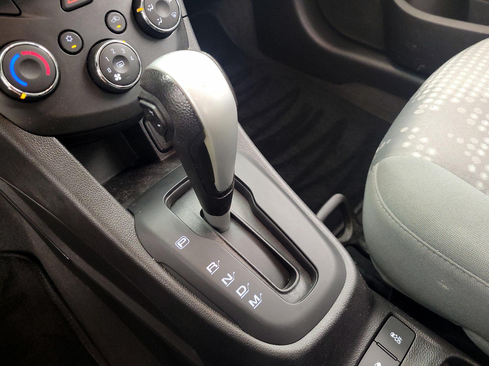 Thumbnail: 2018 Chevrolet Sonic - 17