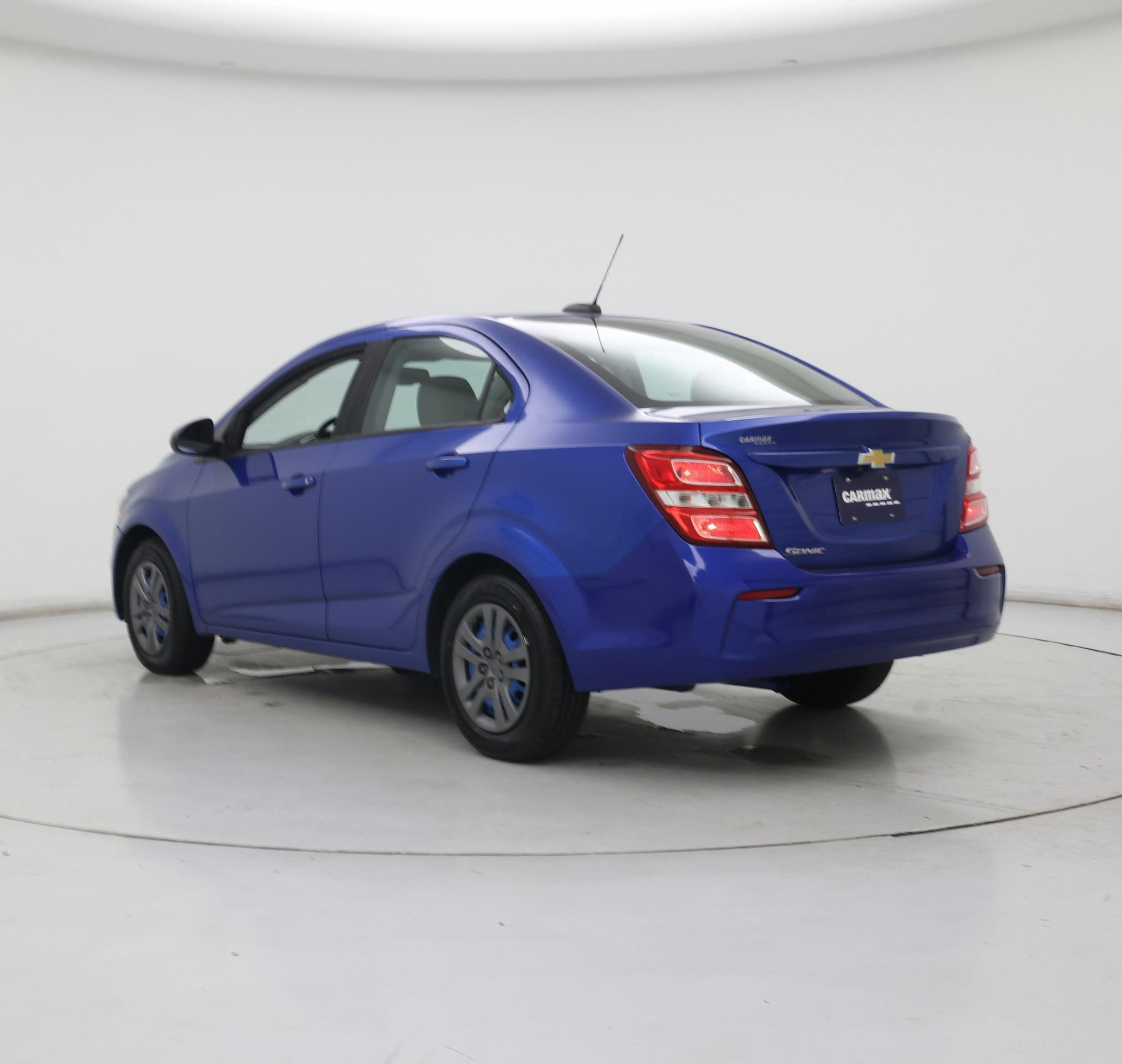Thumbnail: 2018 Chevrolet Sonic - 2
