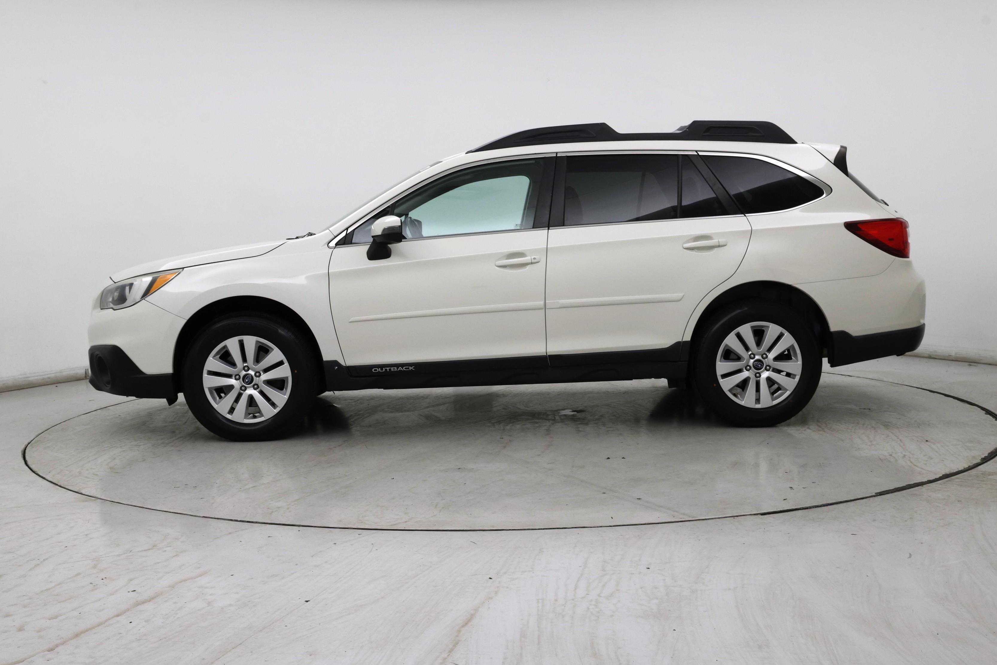 Thumbnail: 2015 Subaru Outback - 3